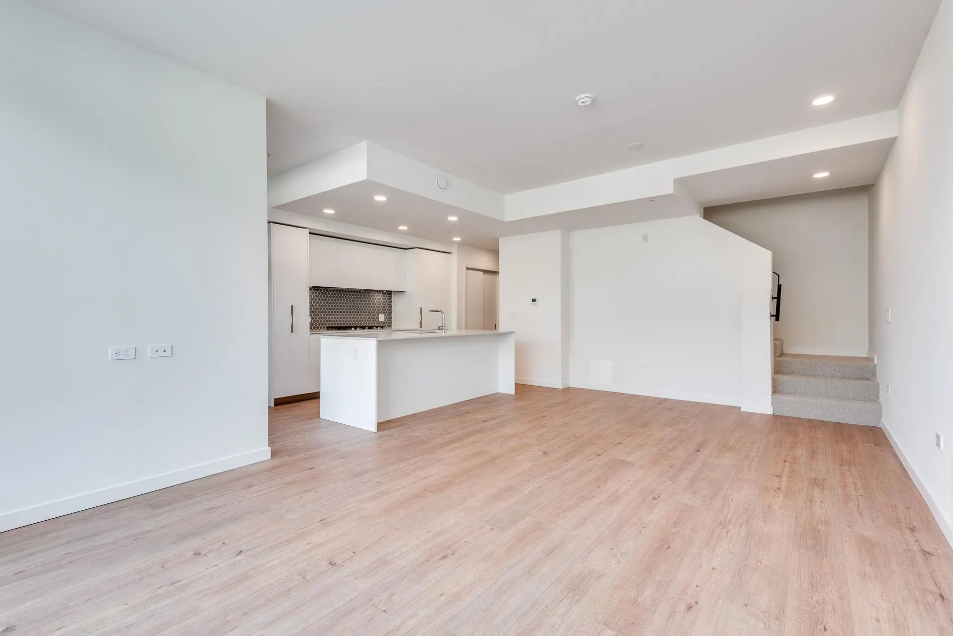 1502 Scott Crescent #101