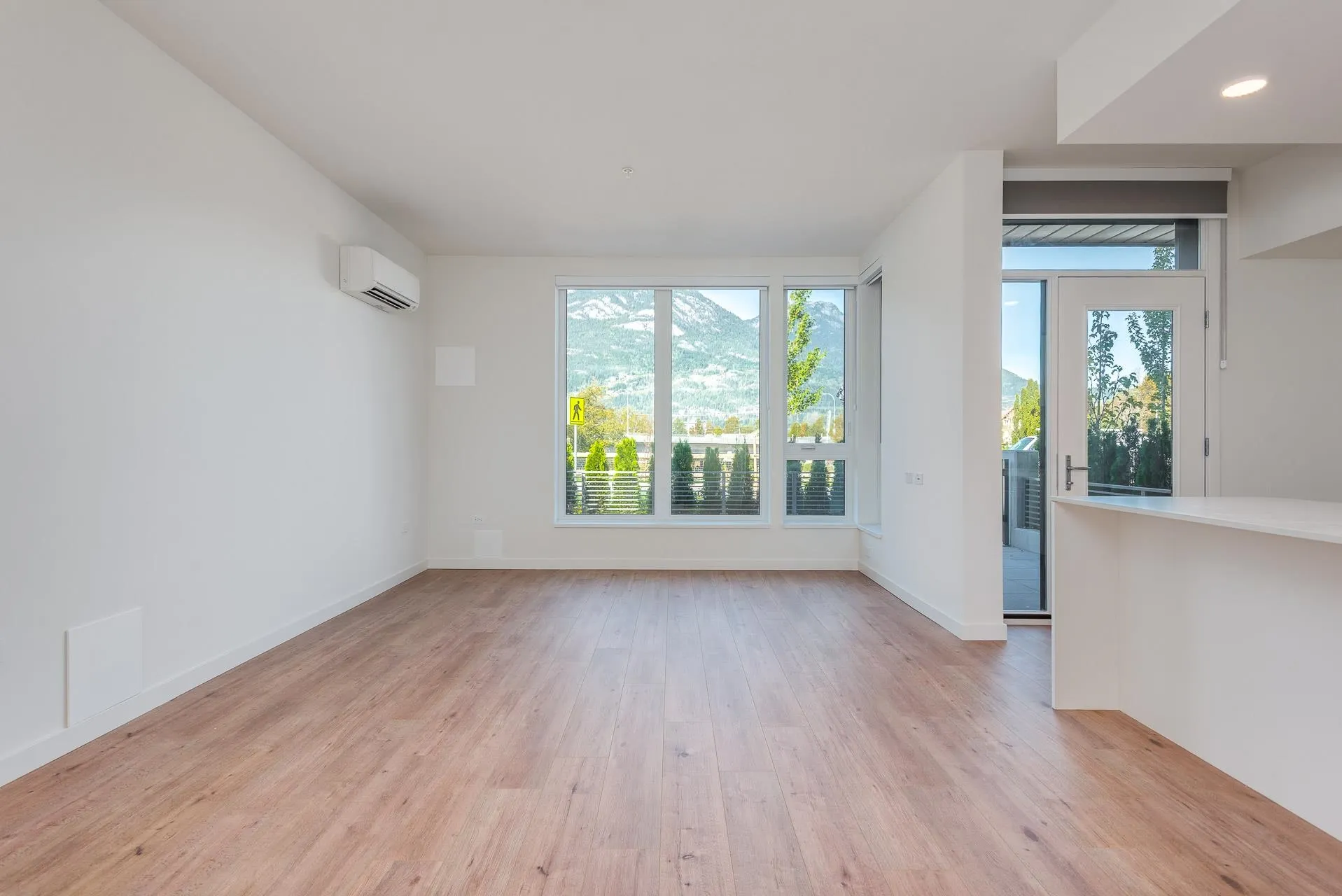1502 Scott Crescent #101