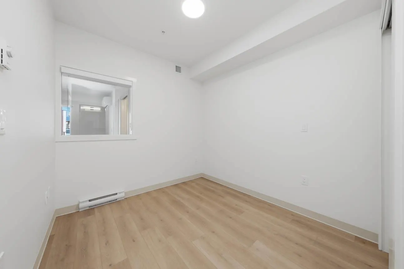 1529 Oxford #424