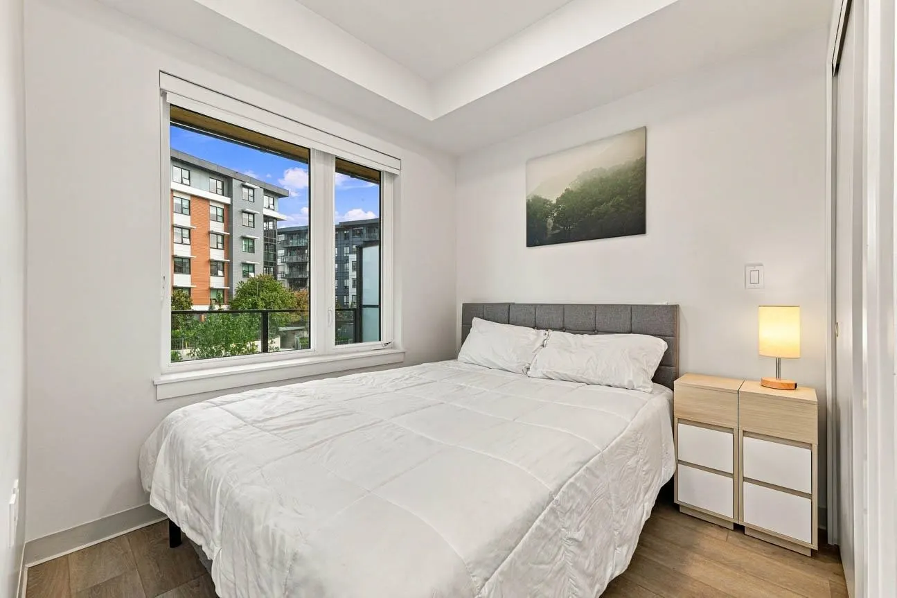 1529 Oxford #224