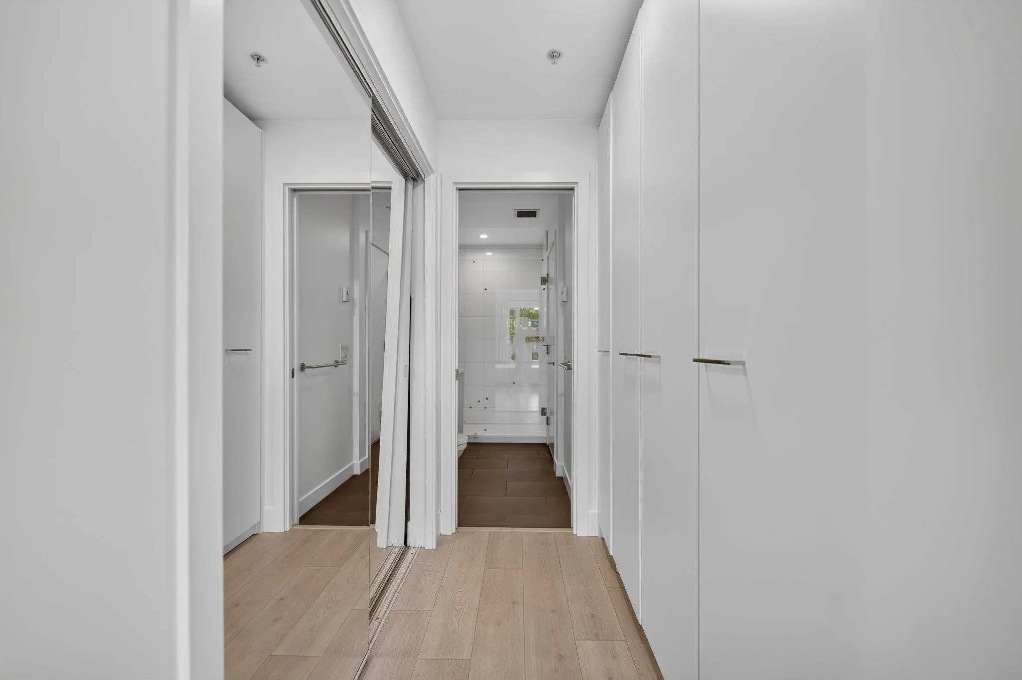 221 E 3rd #506