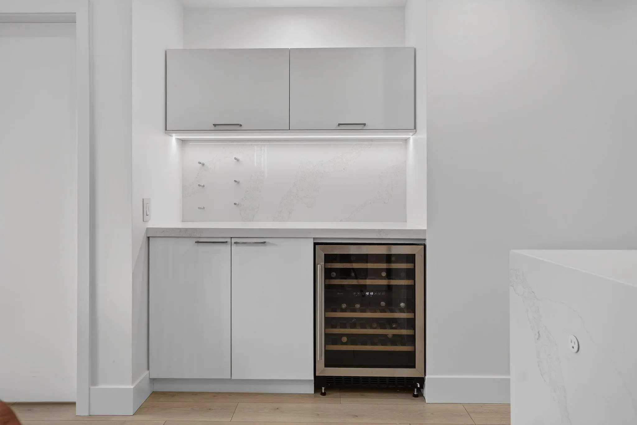221 E 3rd #506