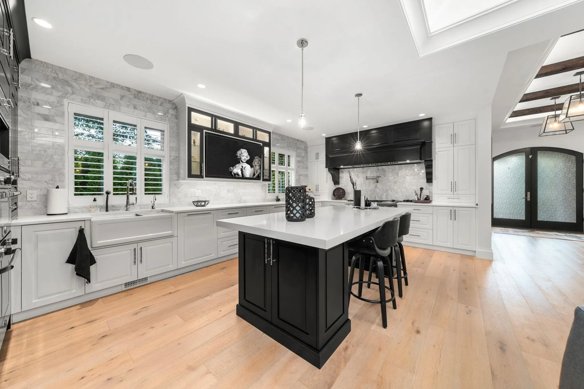 3415 Canterbury Drive