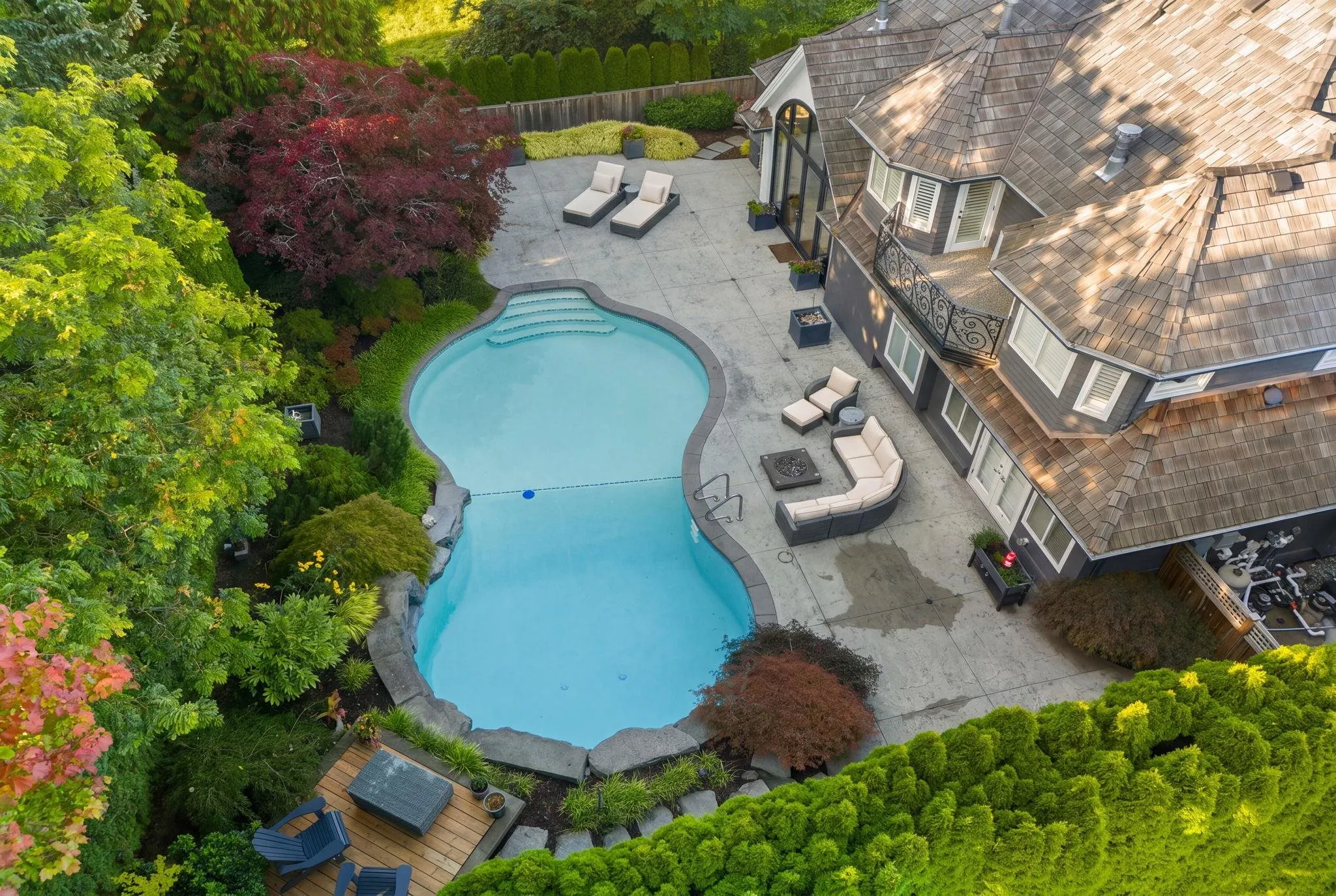 3415 Canterbury Drive