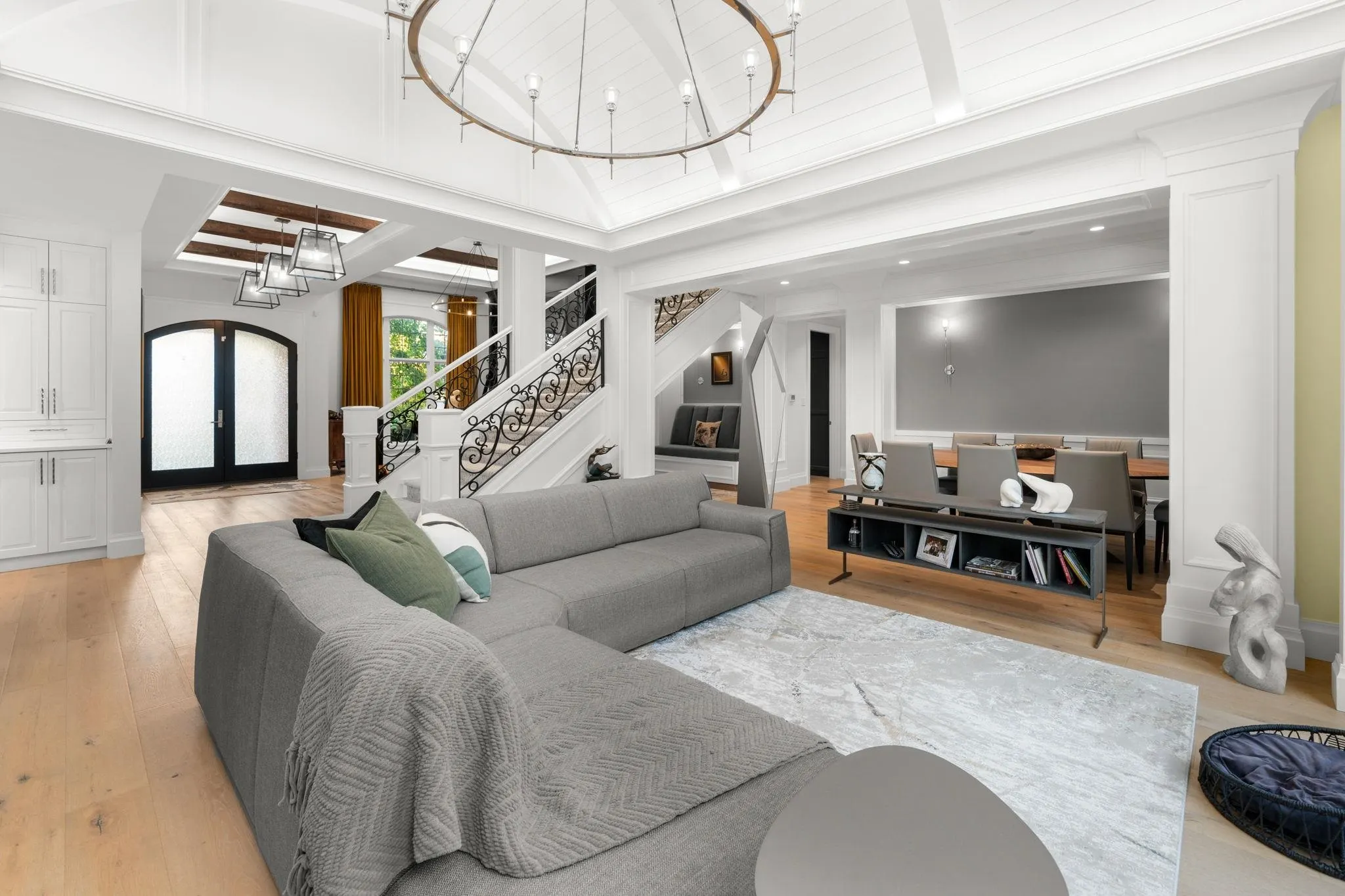3415 Canterbury Drive