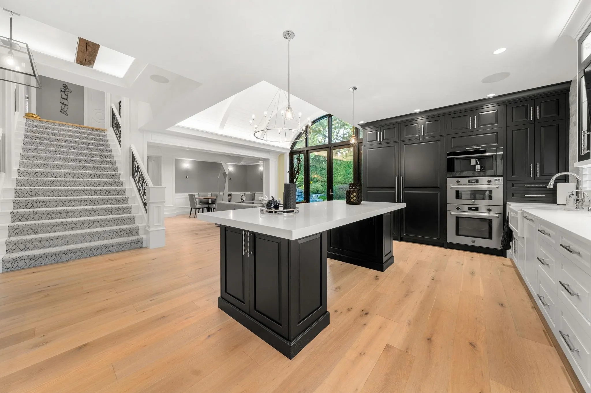 3415 Canterbury Drive