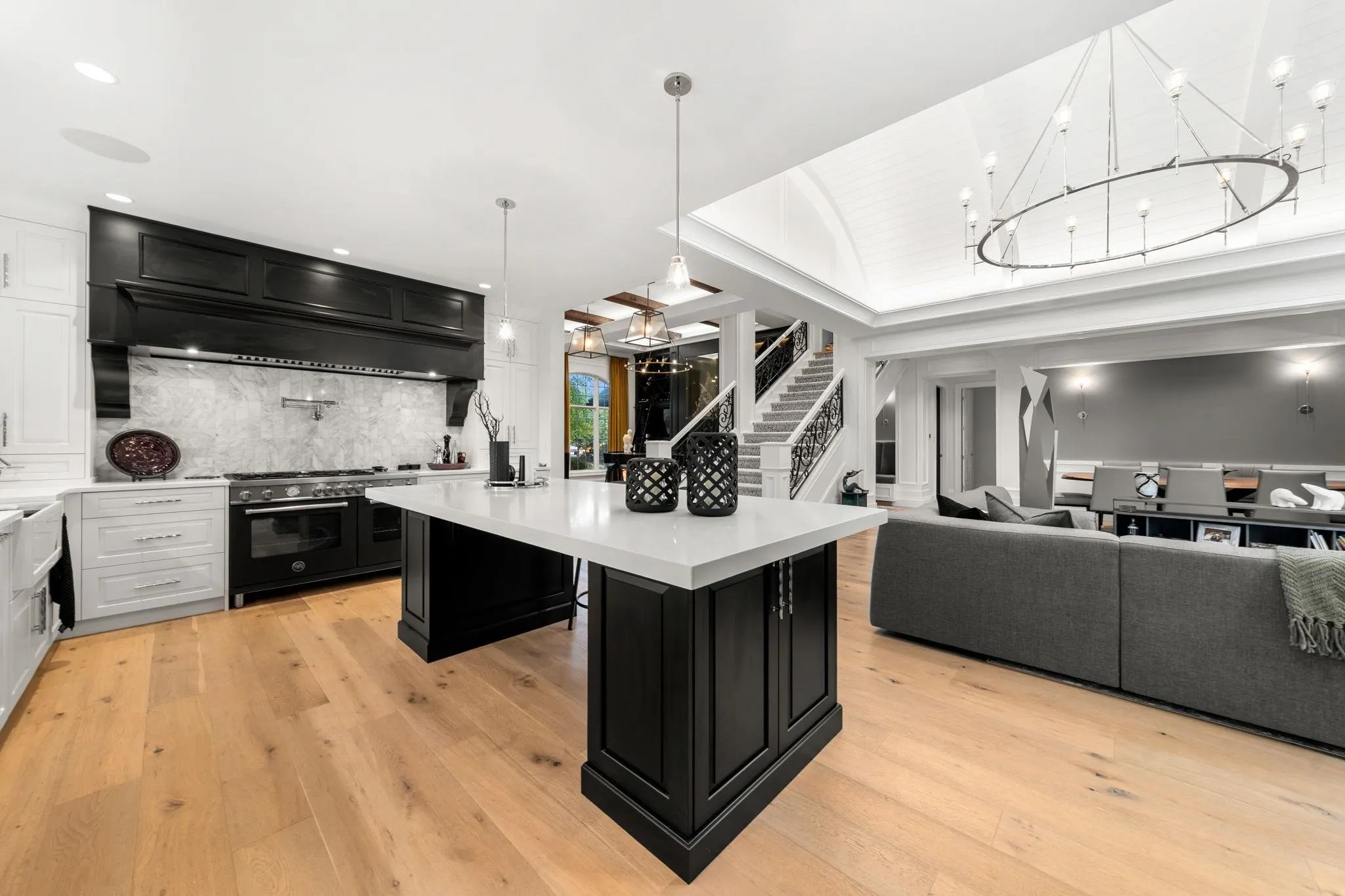 3415 Canterbury Drive