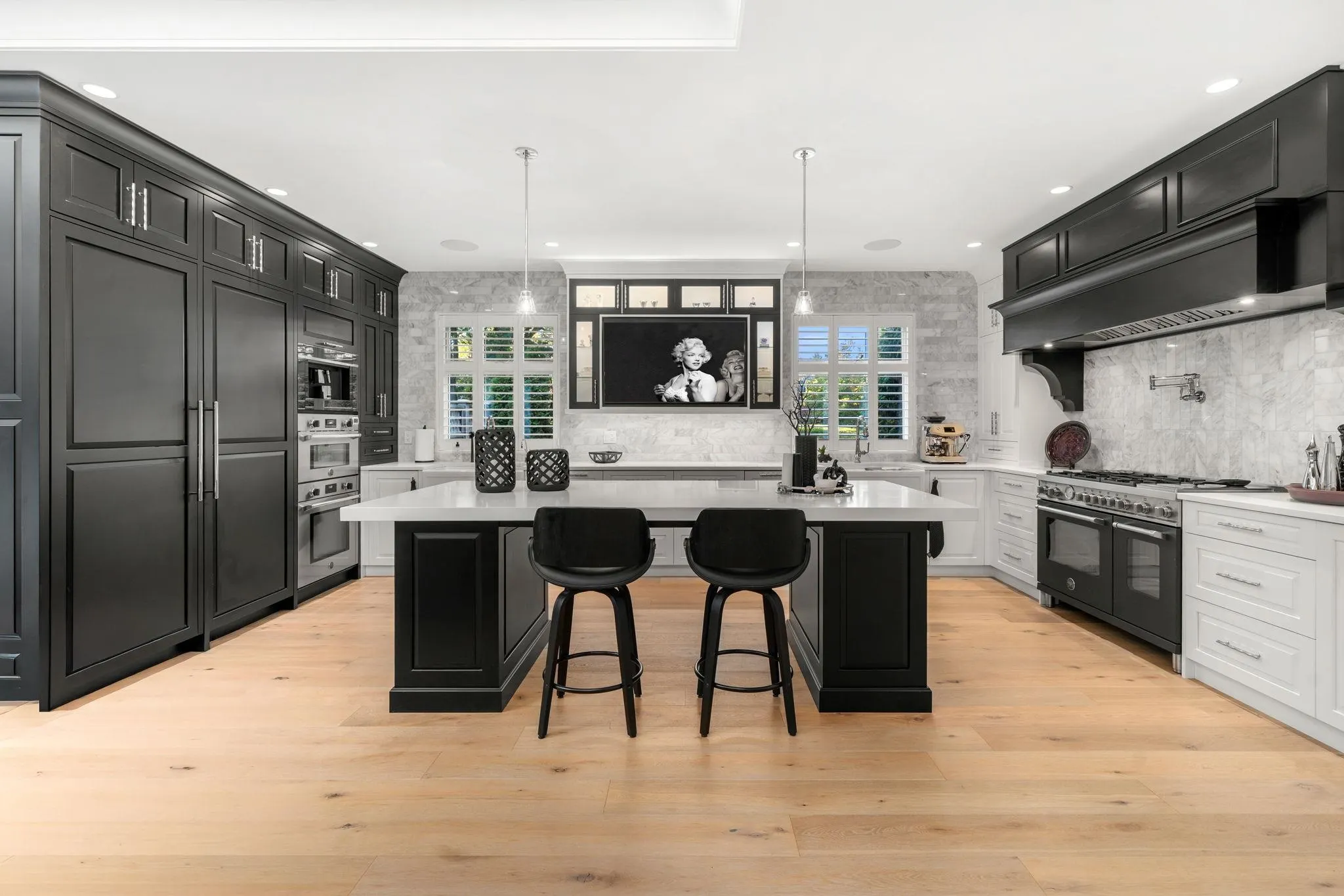 3415 Canterbury Drive