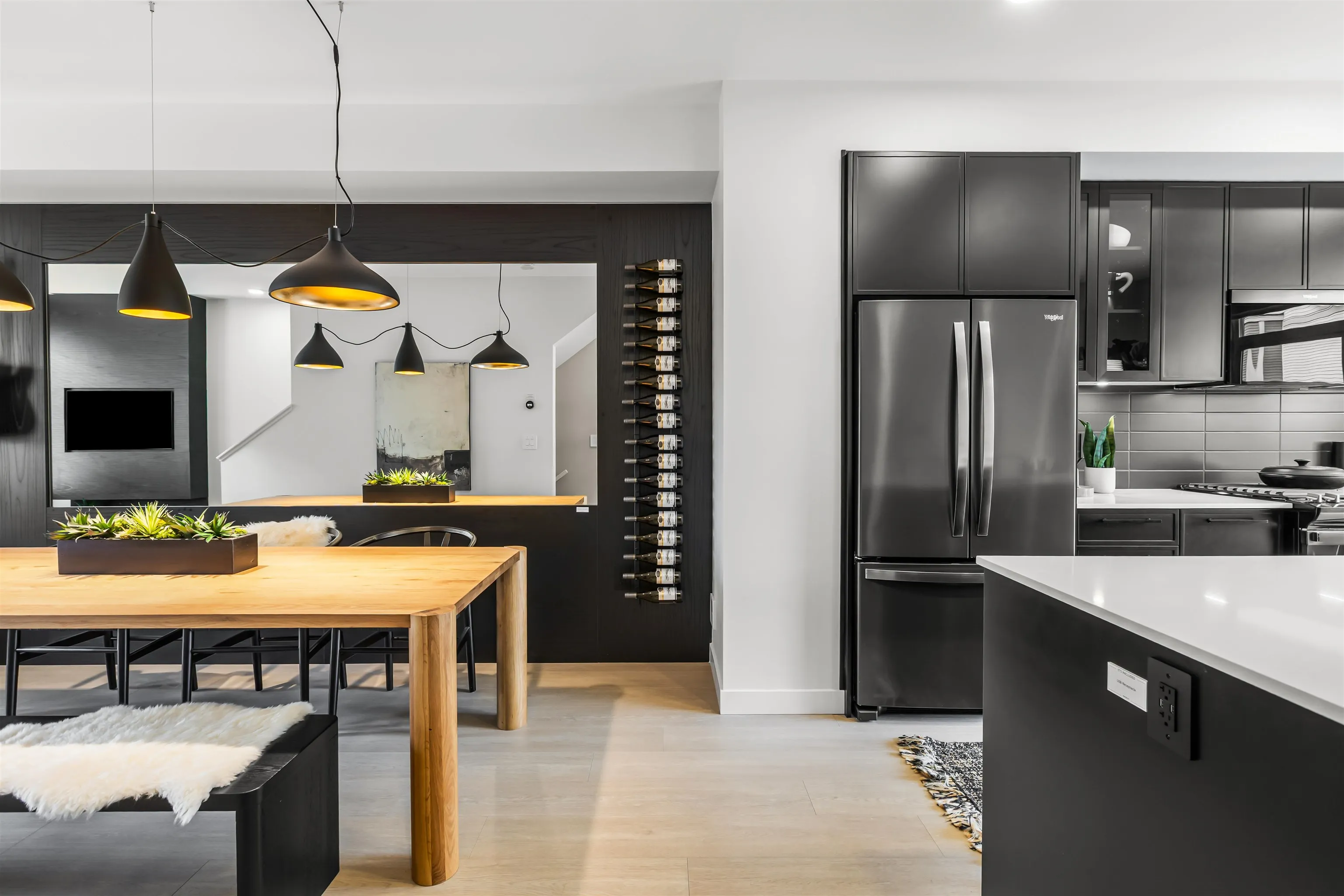 2891 Montrose Avenue #48
