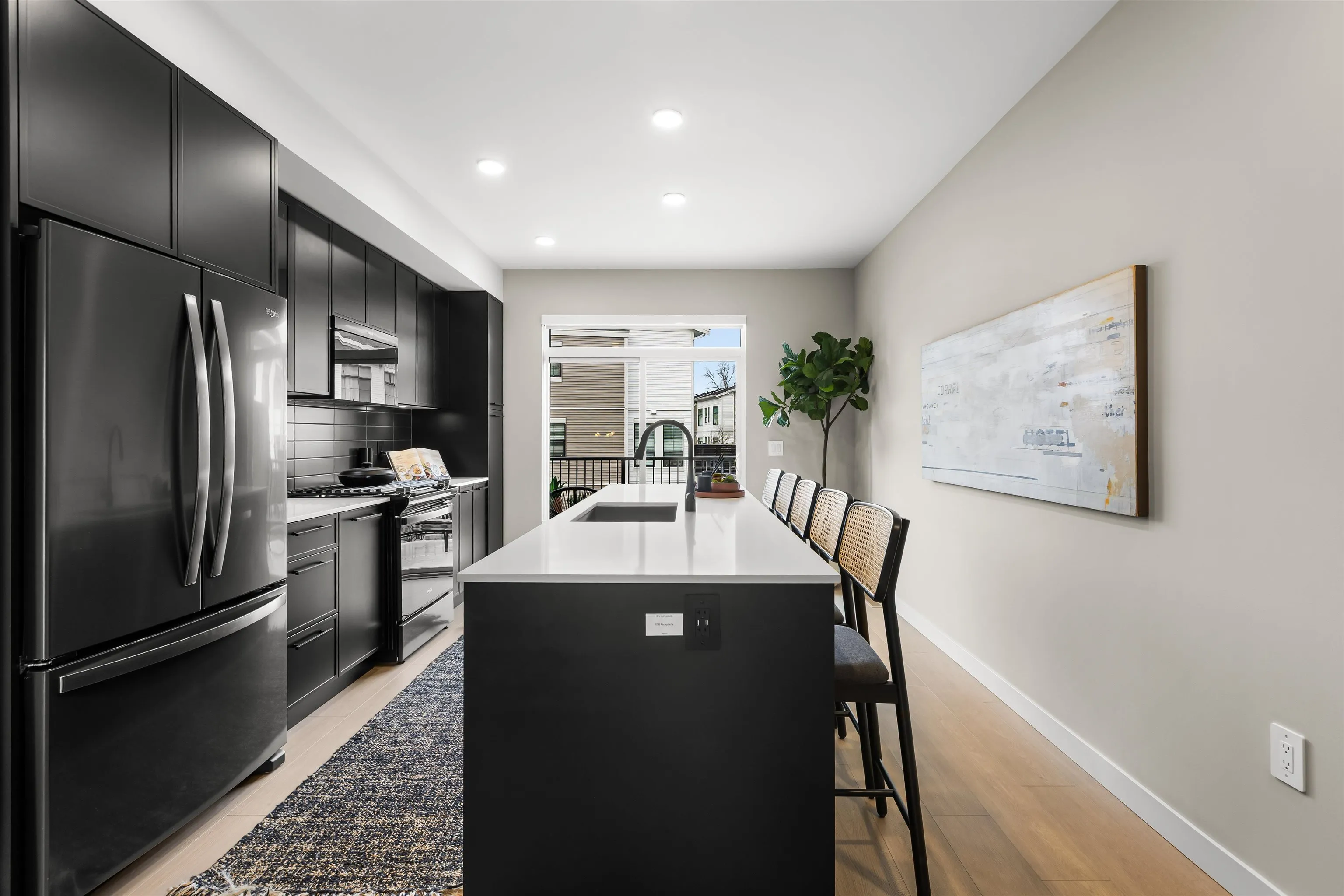 2891 Montrose Avenue #48