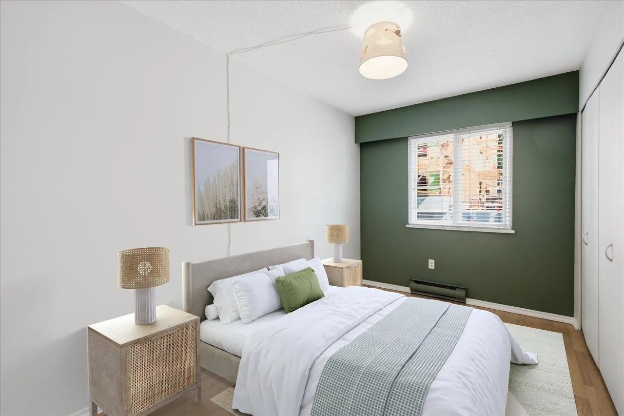 212 Forbes Avenue #202