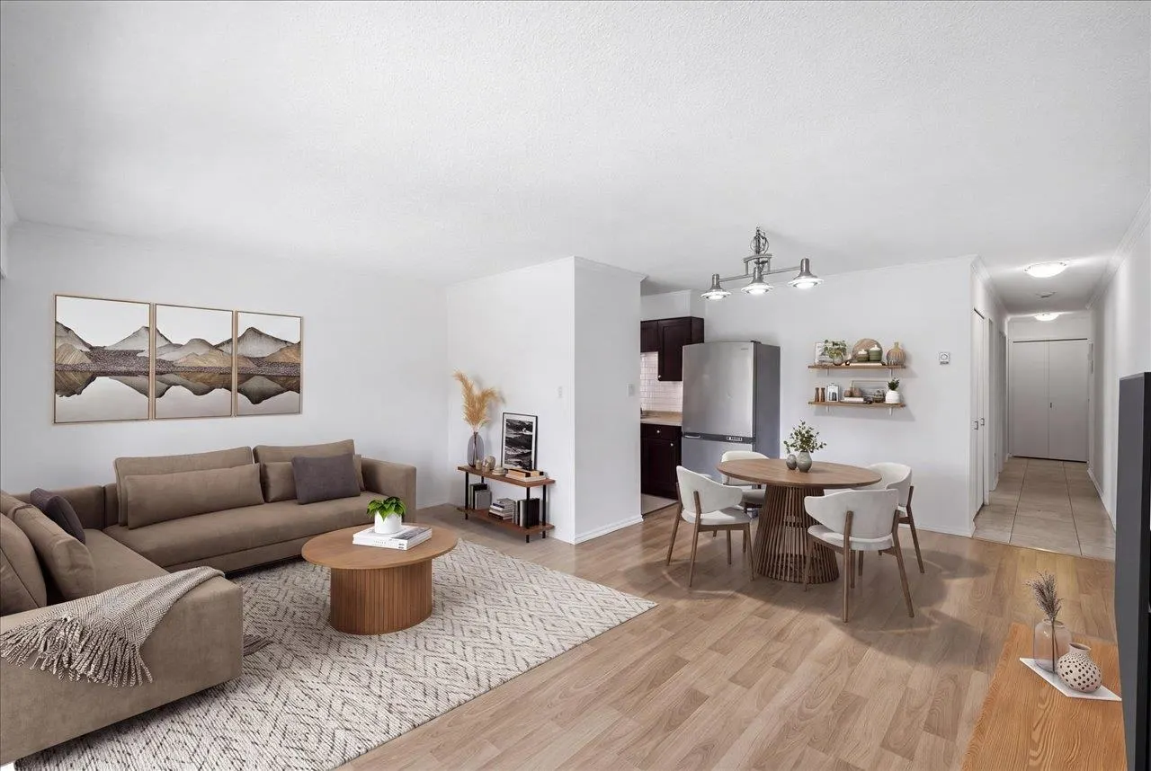 212 Forbes Avenue #202
