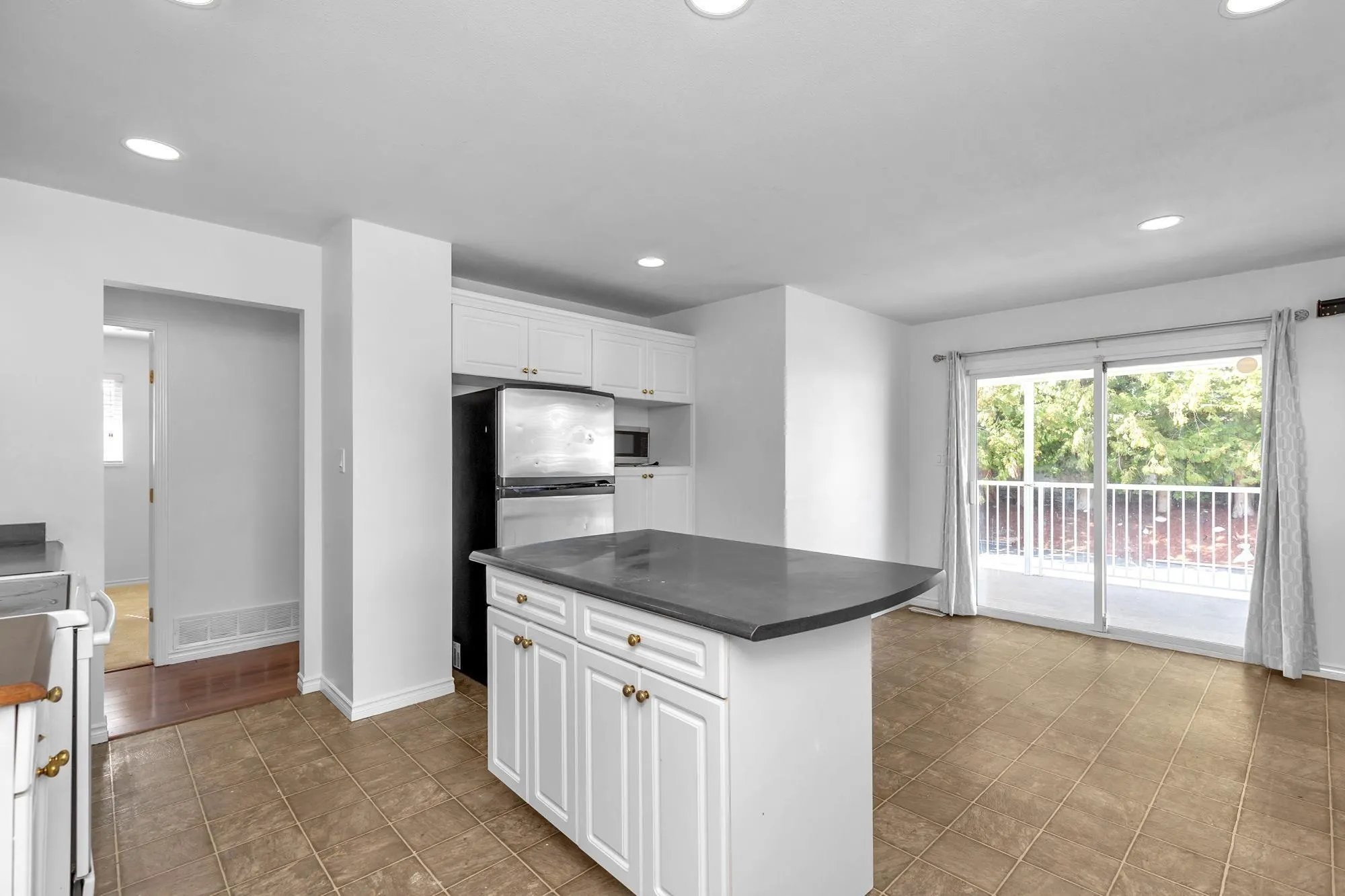 8067 Cedar Street
