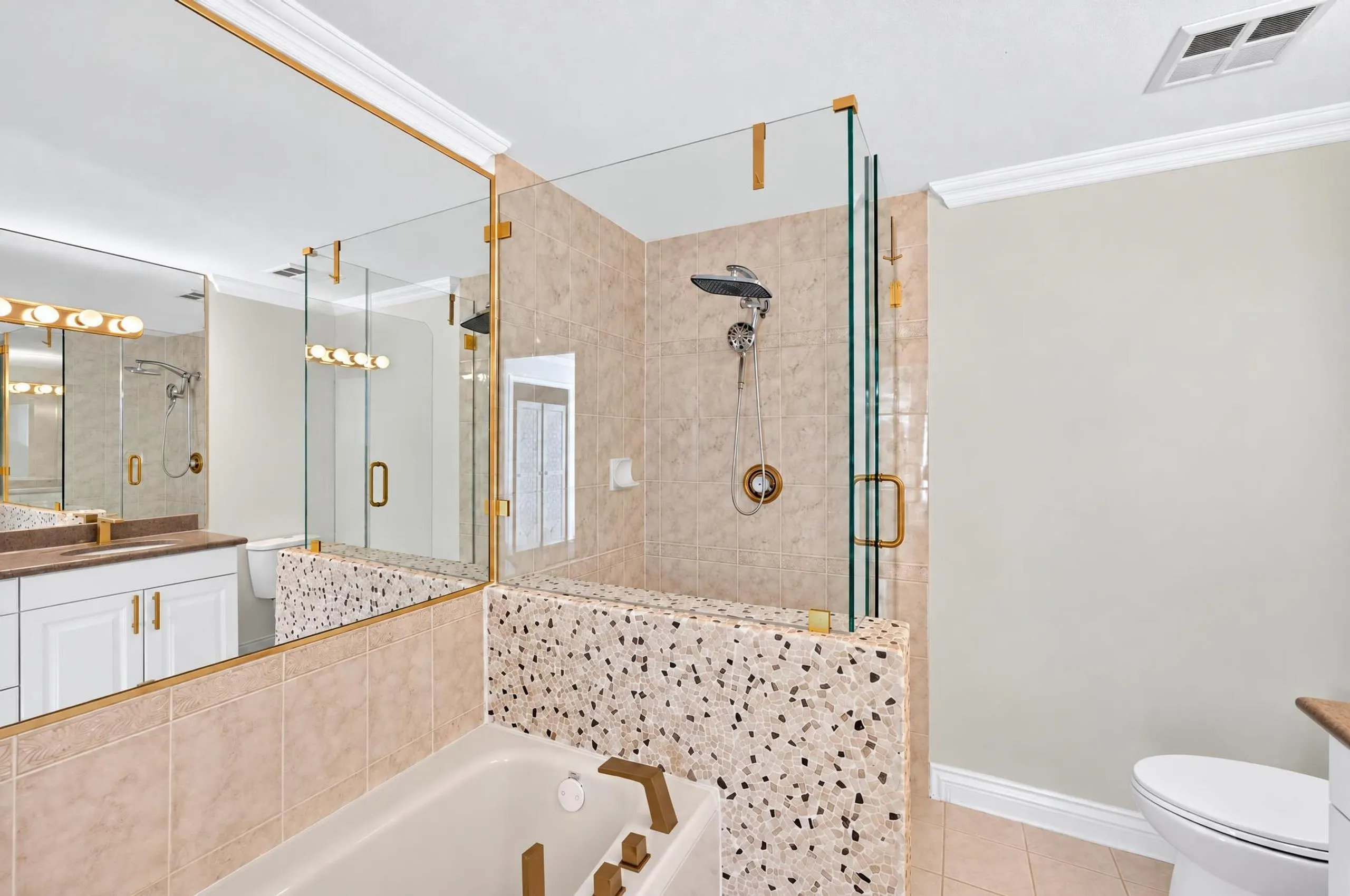 1100 56th Street Street #211N