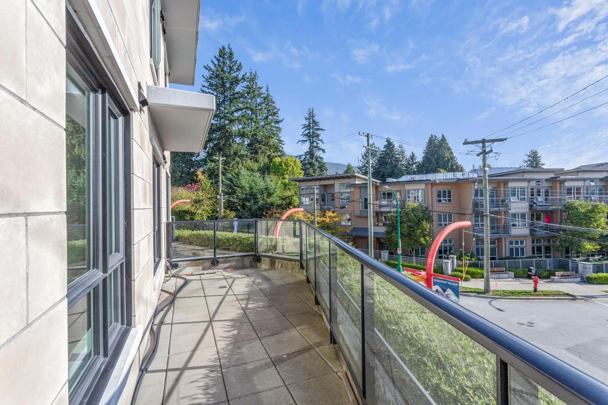 3220 Connaught Crescent #206