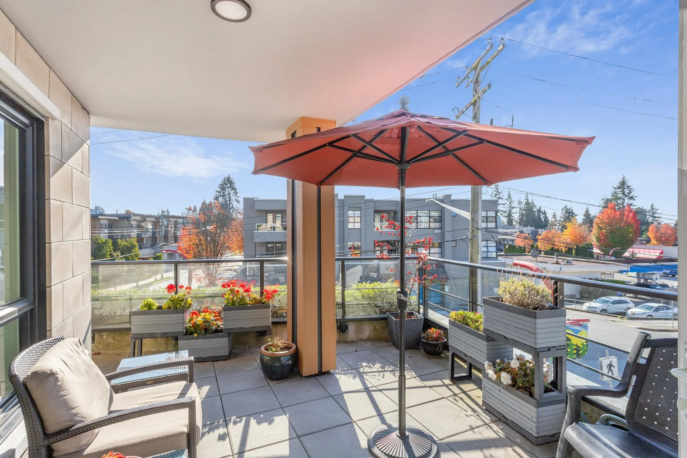 3220 Connaught Crescent #206