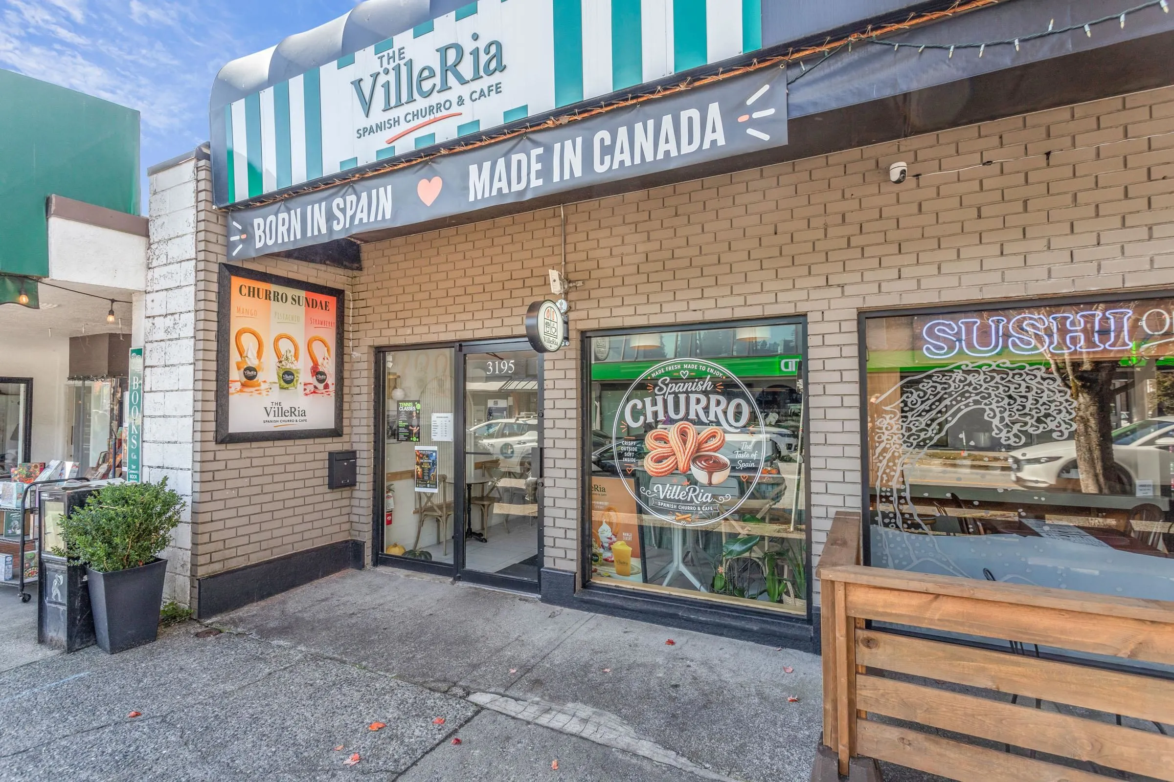 3220 Connaught Crescent #206