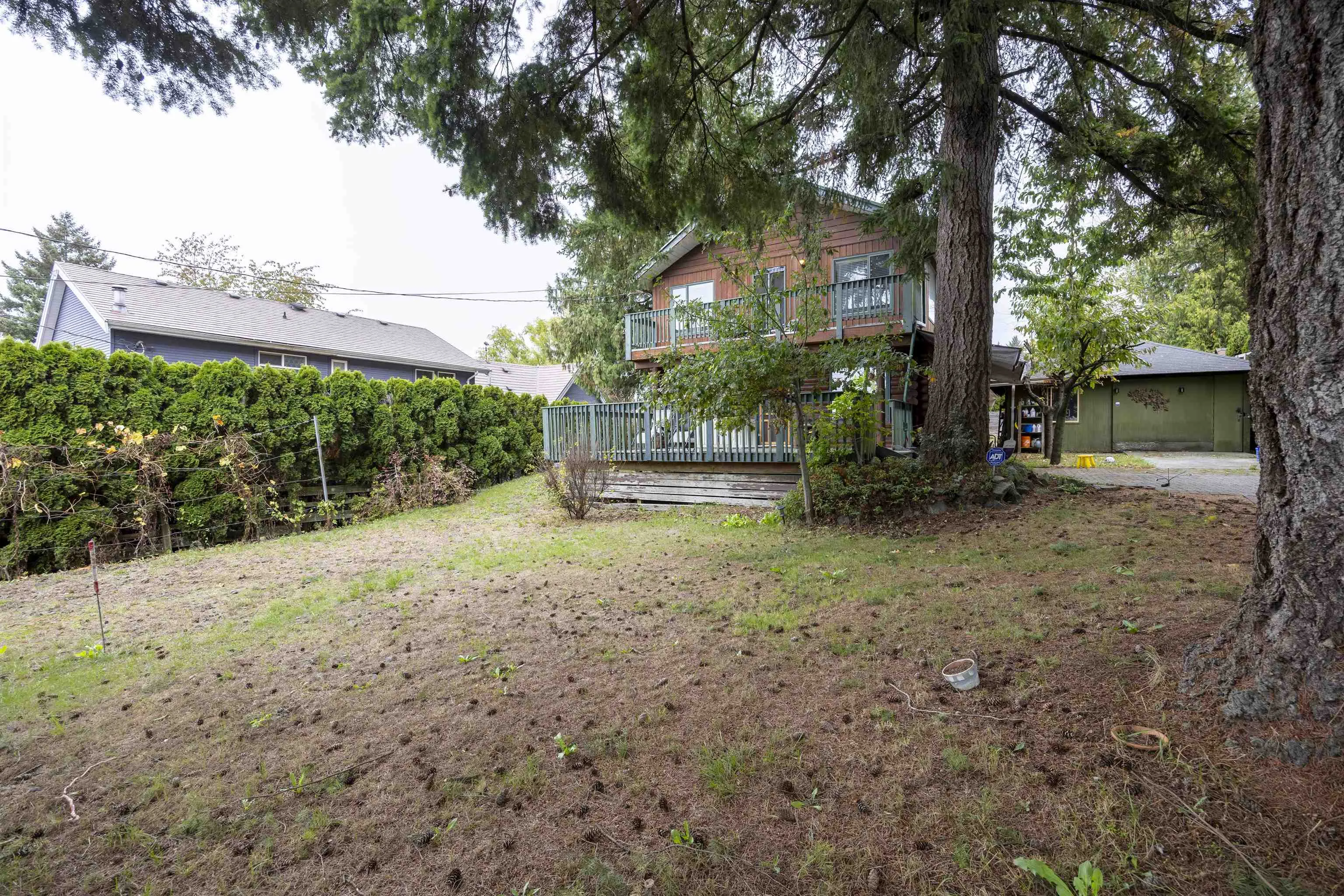 2035 Craigen Avenue