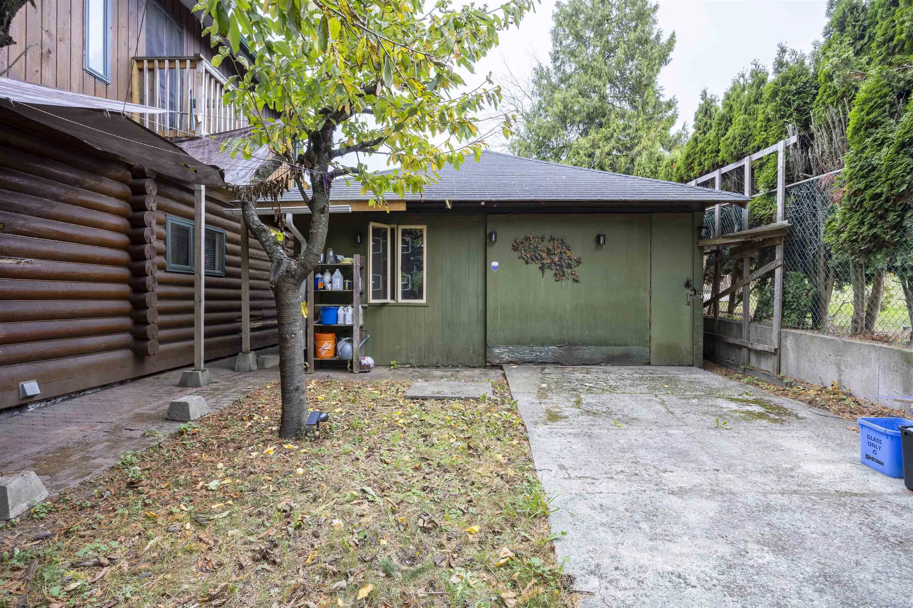 2035 Craigen Avenue