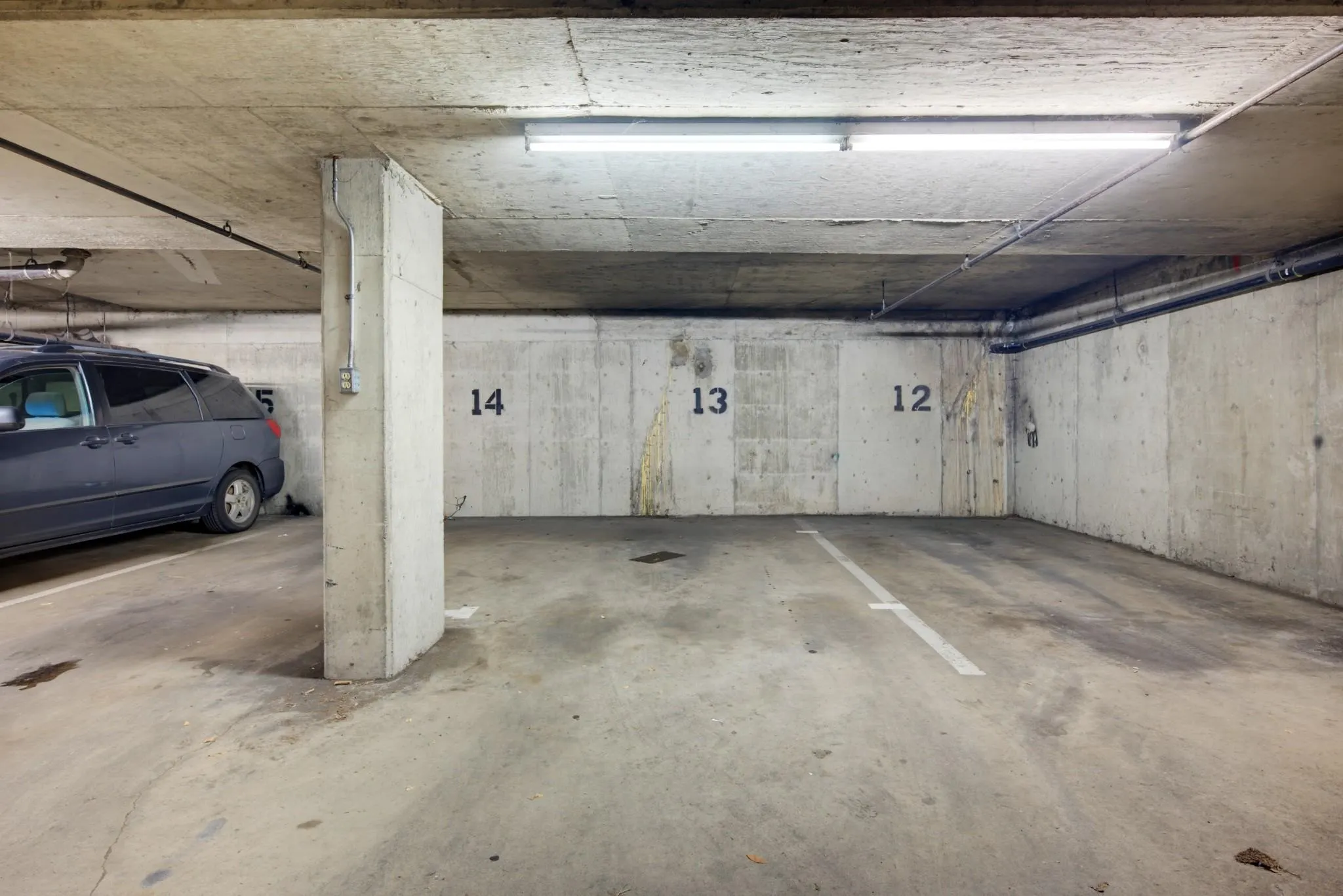 1040 E Broadway #101