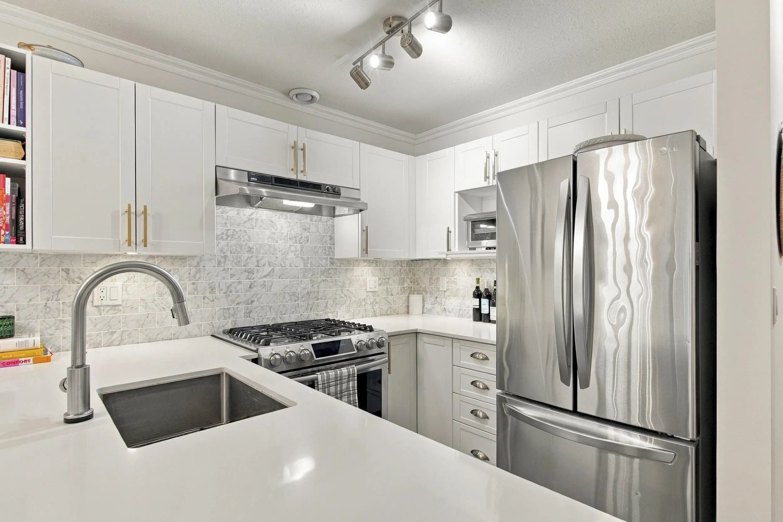 2181 W 10th Avenue #210