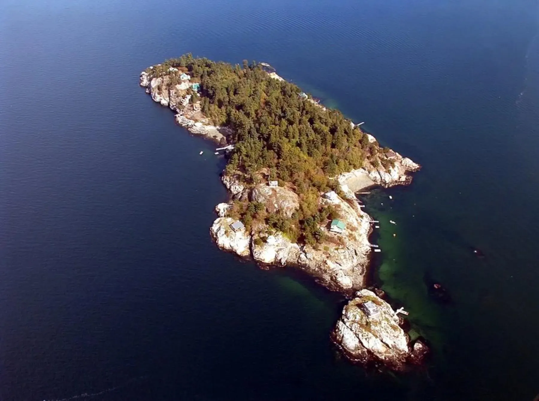 13 Passage Island