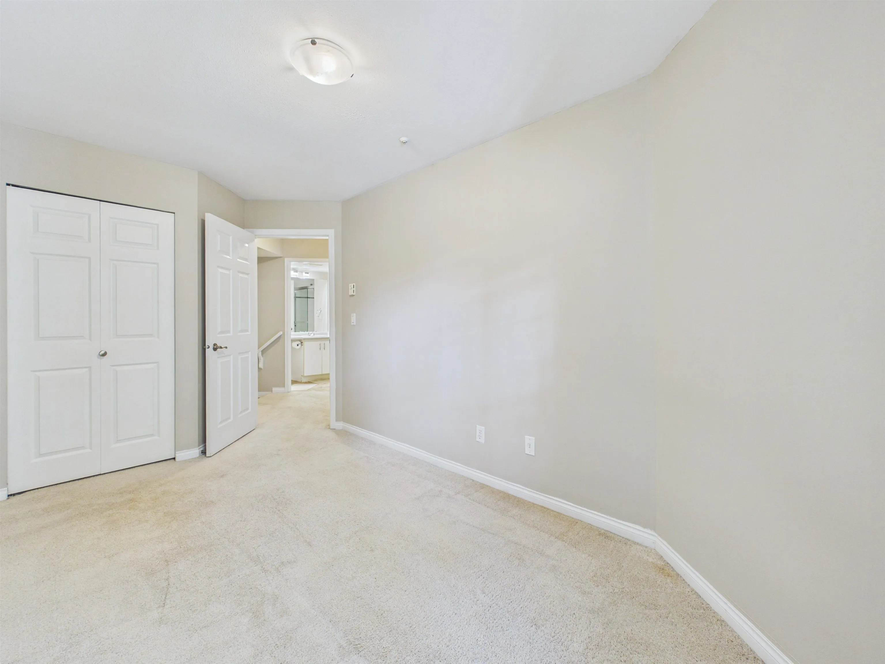 2990 Princess Crescent #111