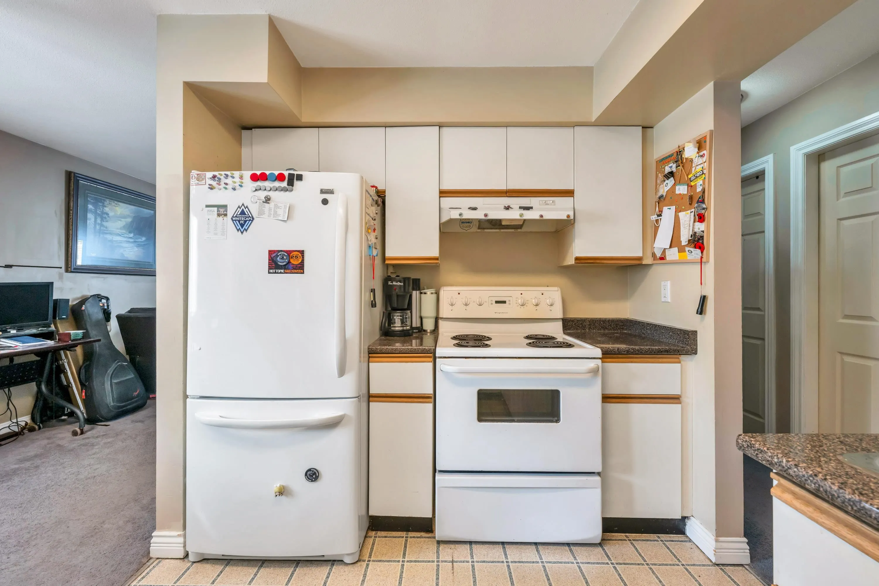 10077 156 Street #183