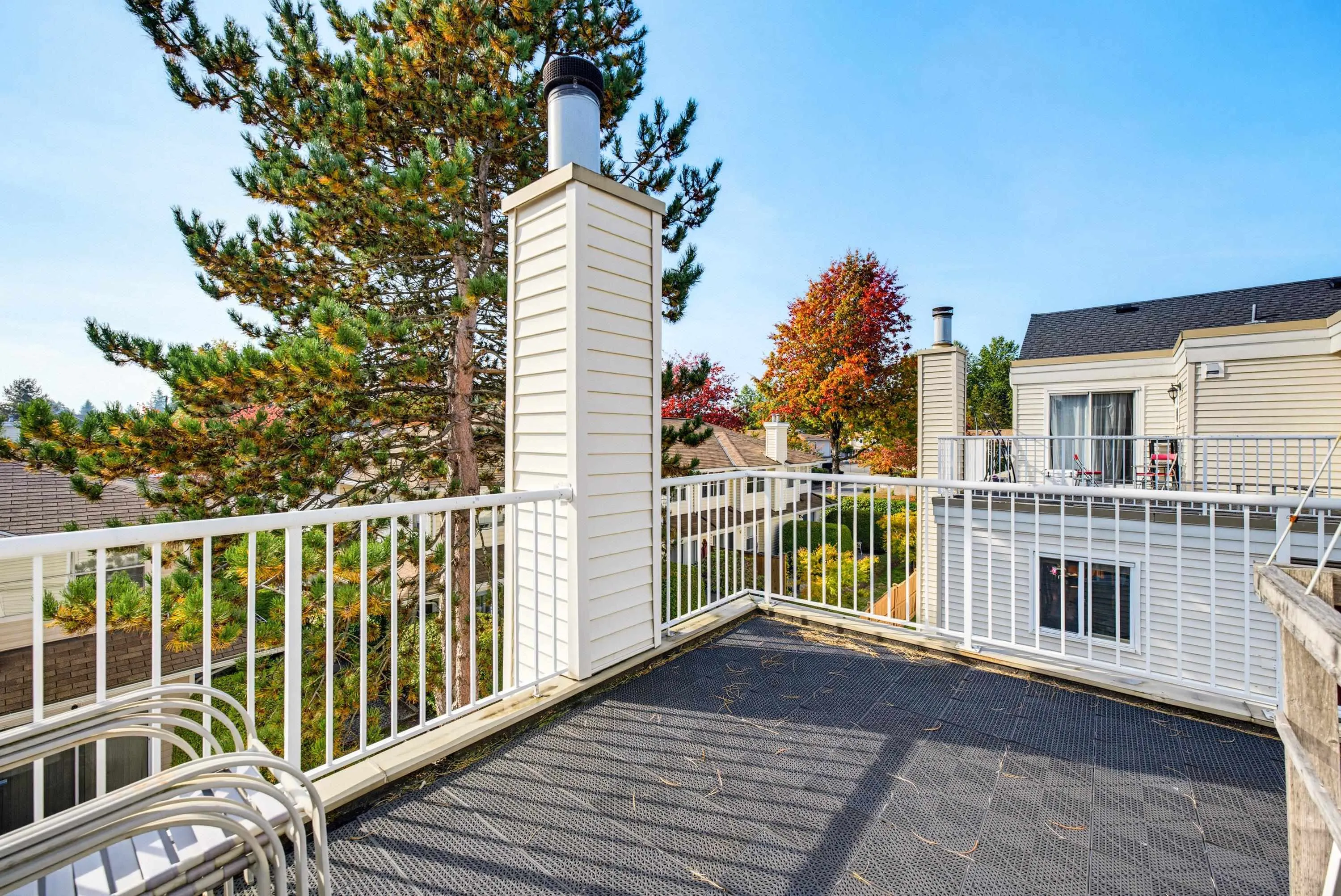 10077 156 Street #183