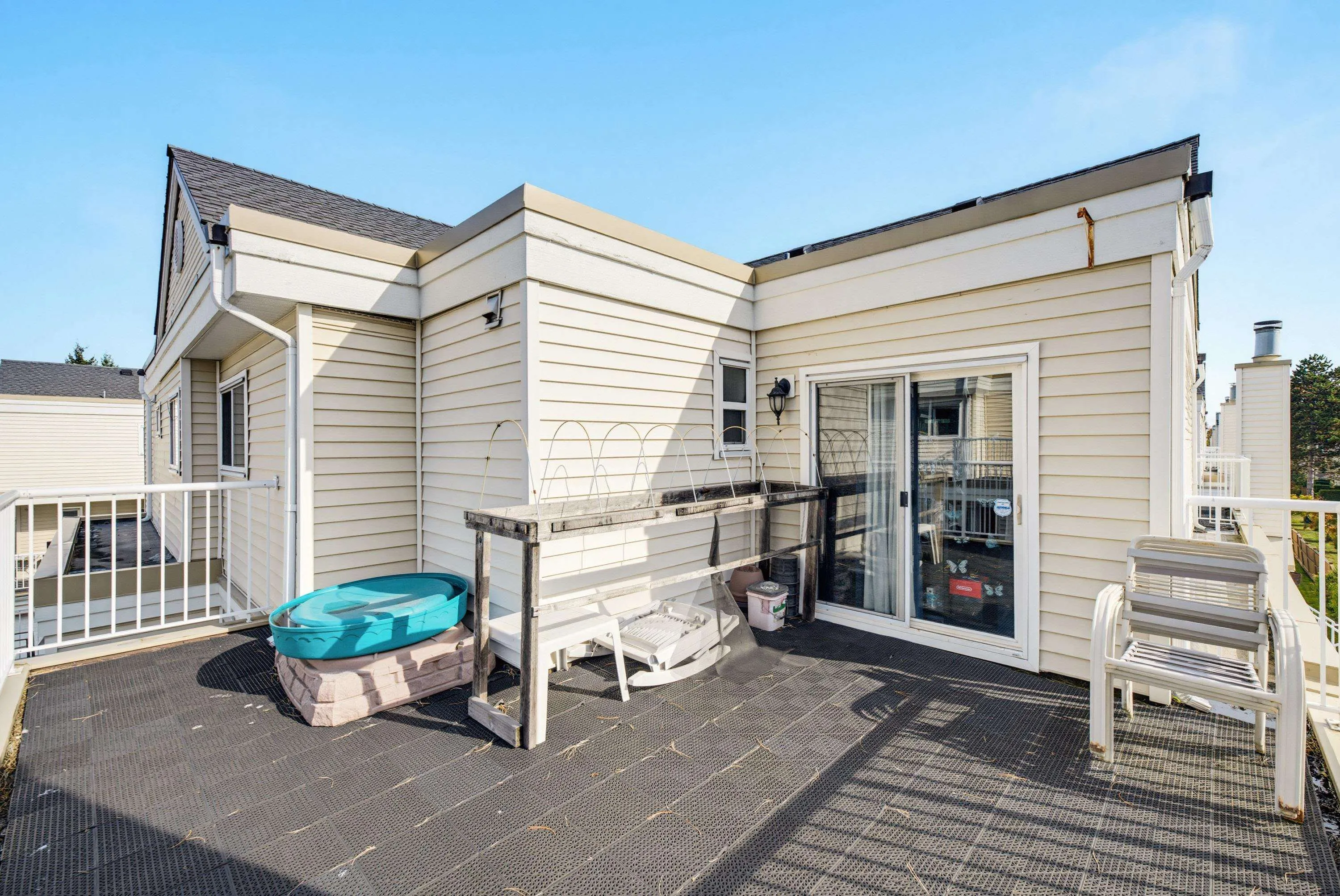 10077 156 Street #183