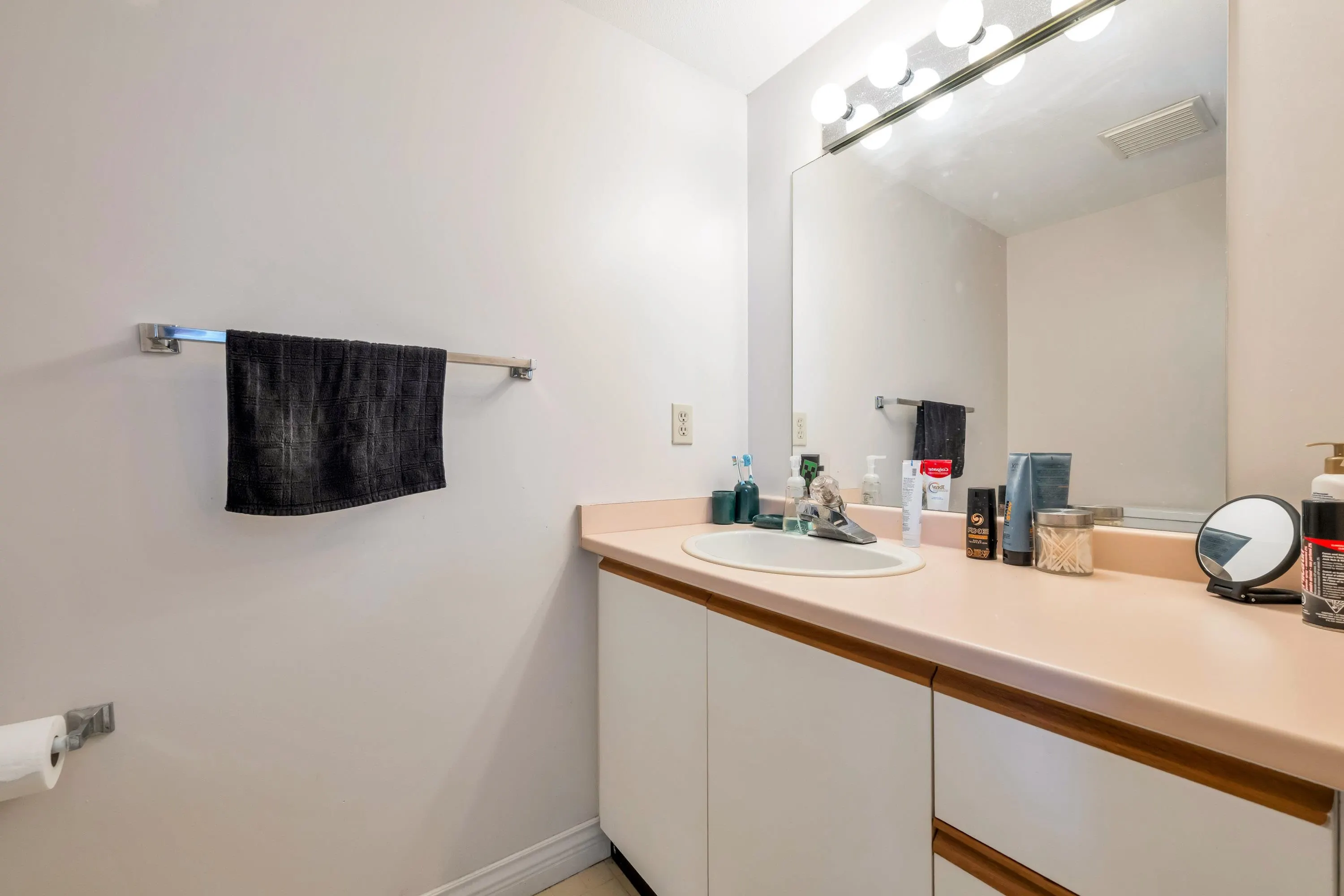 10077 156 Street #183