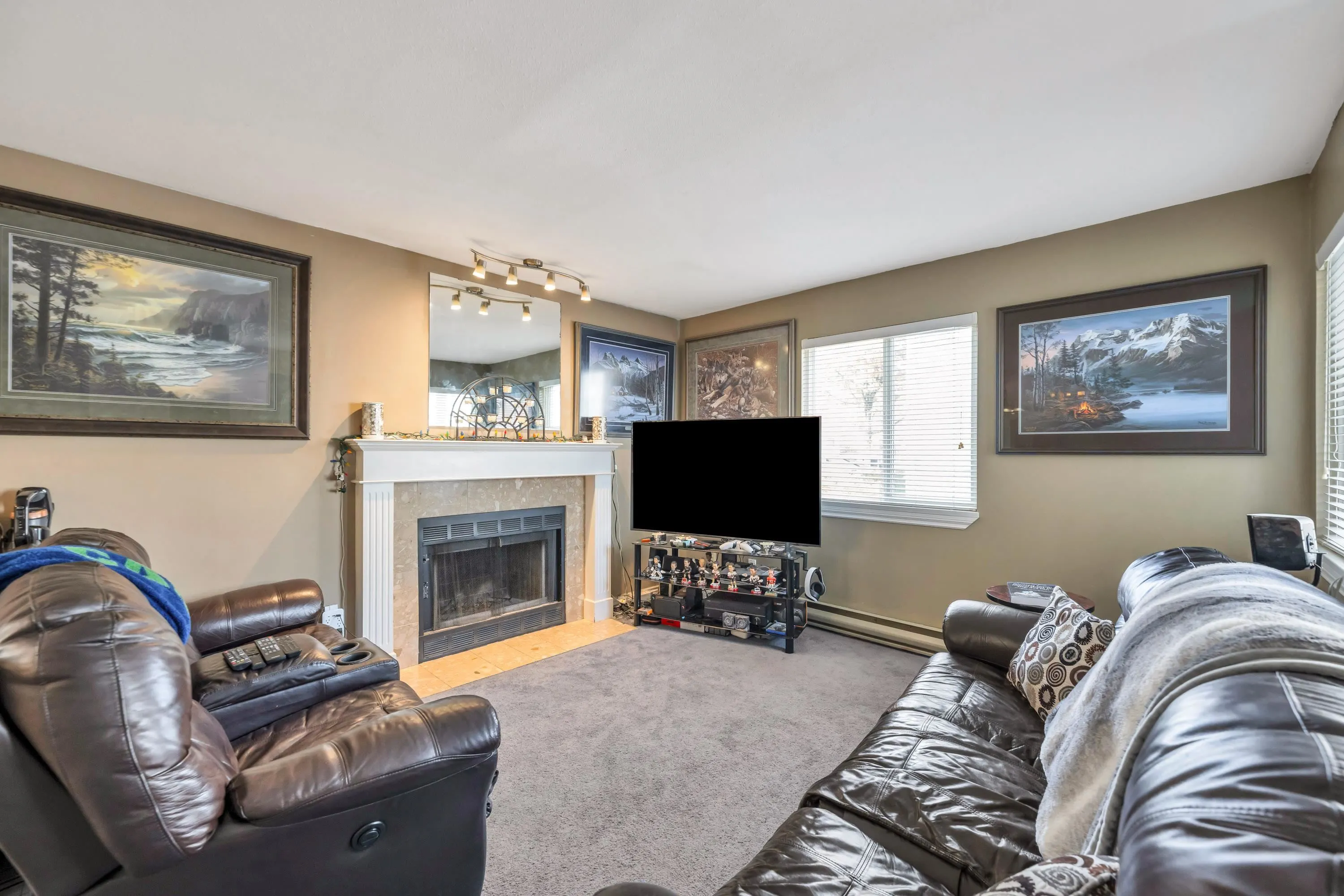 10077 156 Street #183