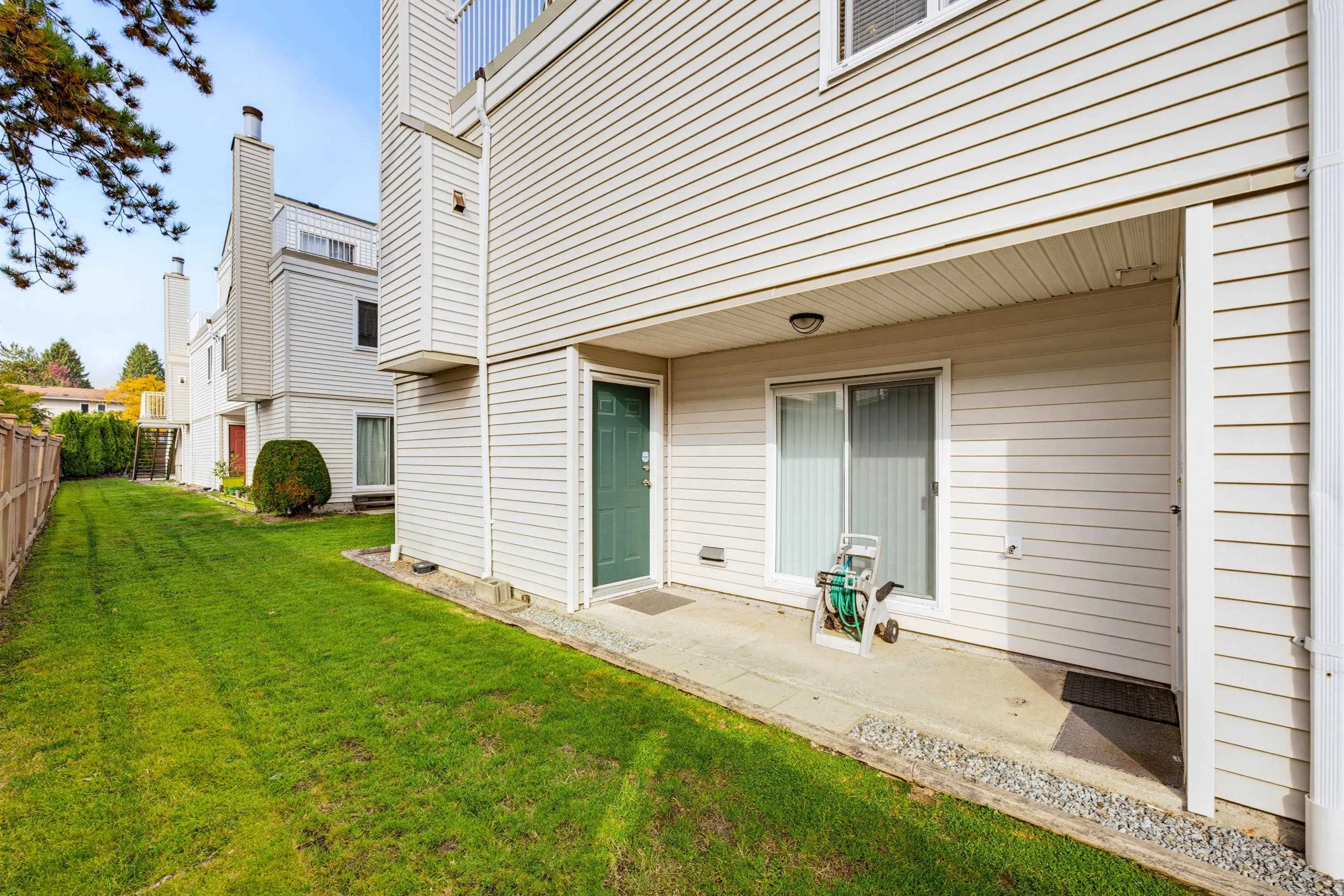 10077 156 Street #183
