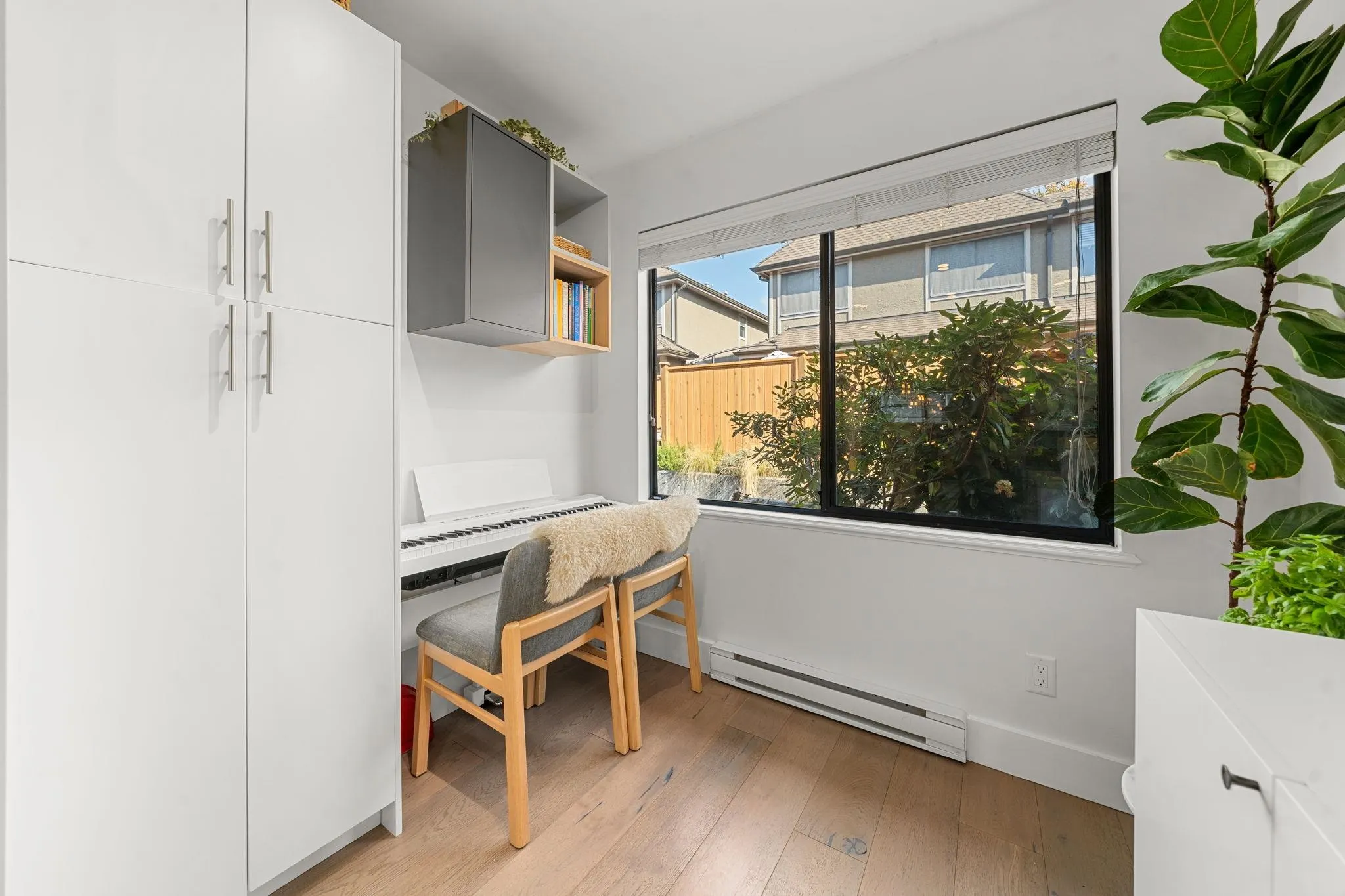 2133 St George's Avenue #19