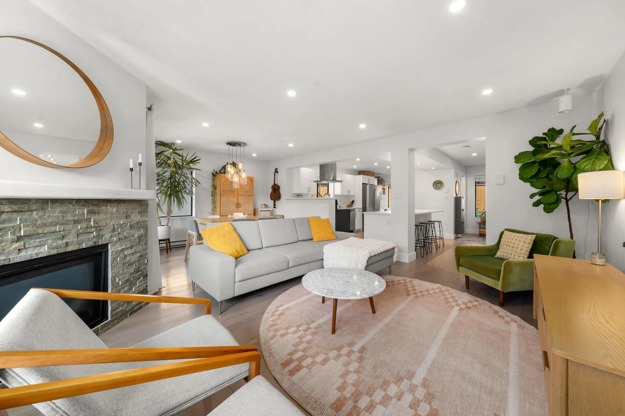 2133 St George's Avenue #19