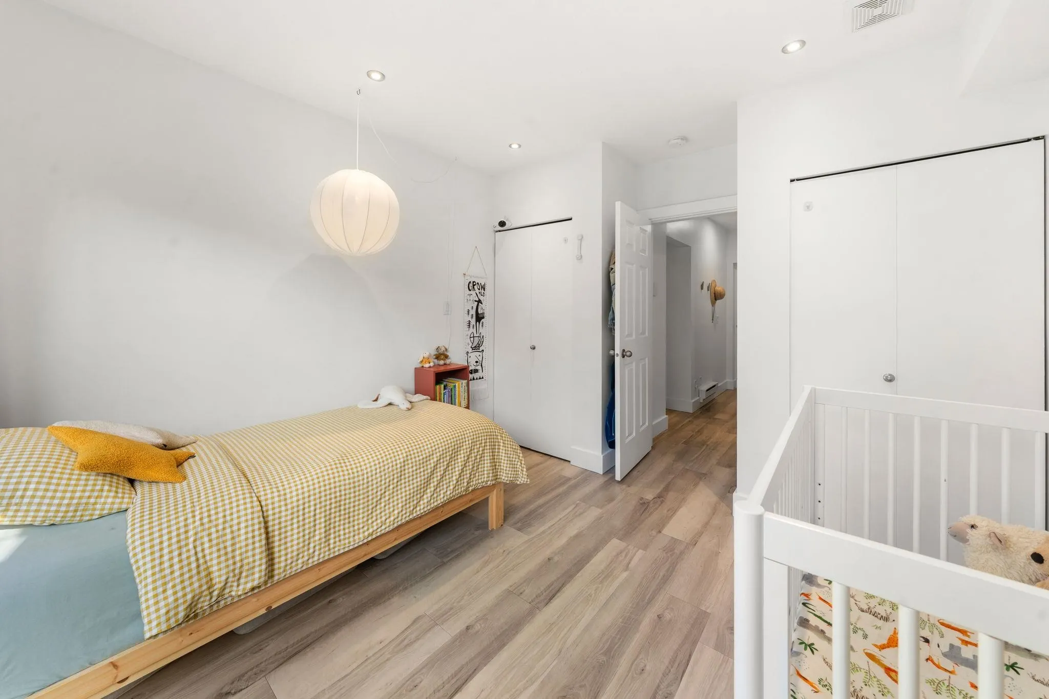 2133 St George's Avenue #19