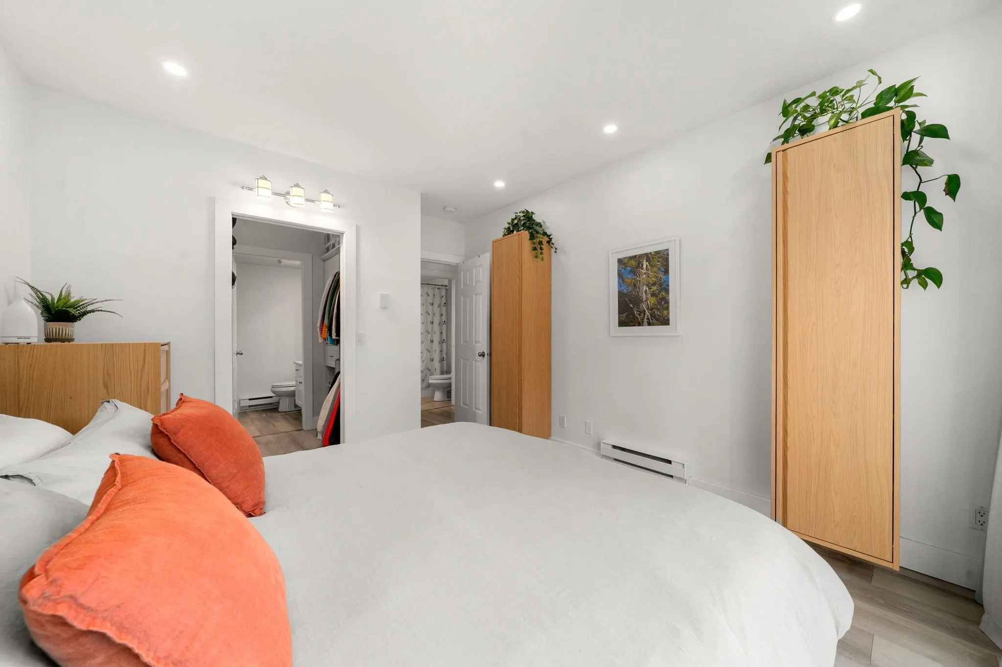 2133 St George's Avenue #19