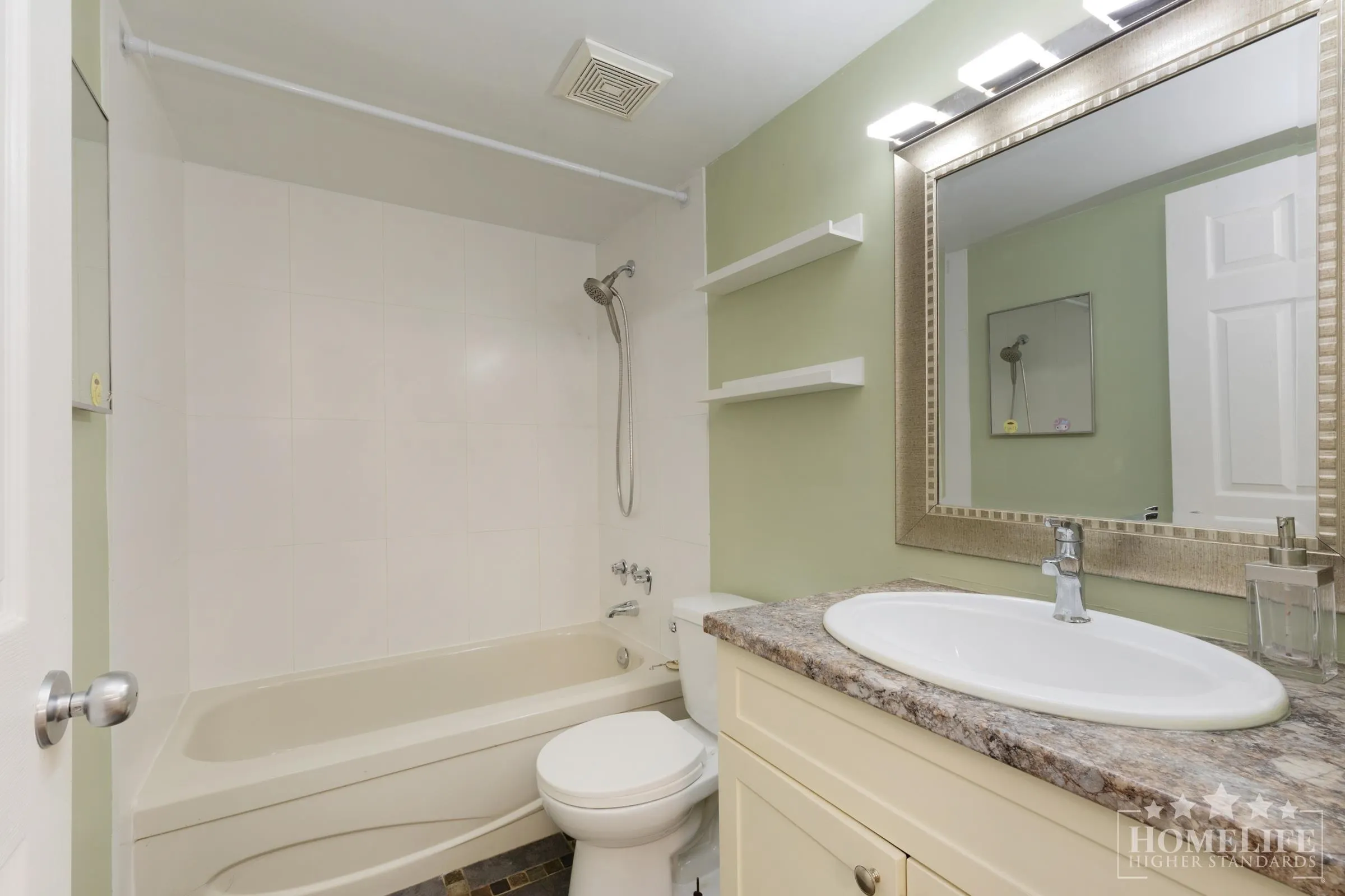 10644 151a Street #114
