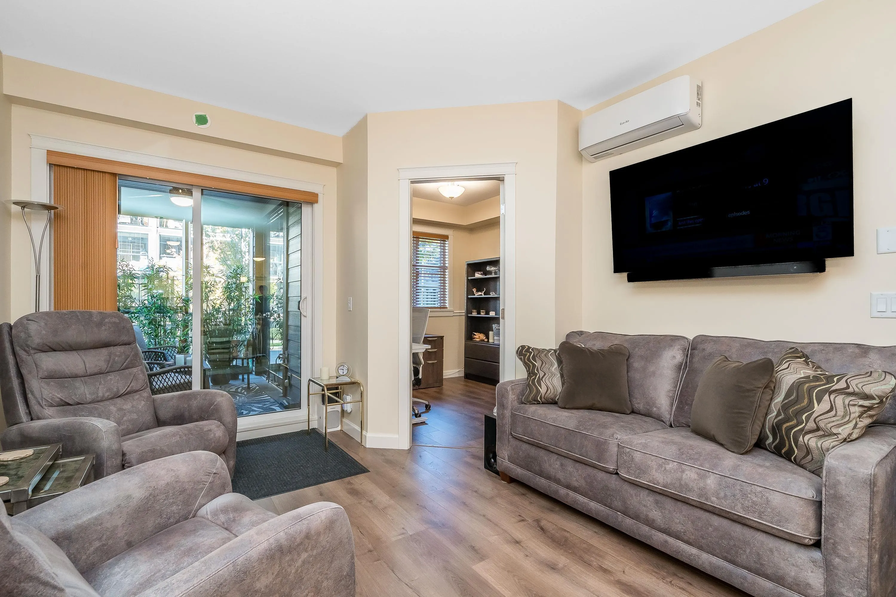 20367 85 Avenue #103