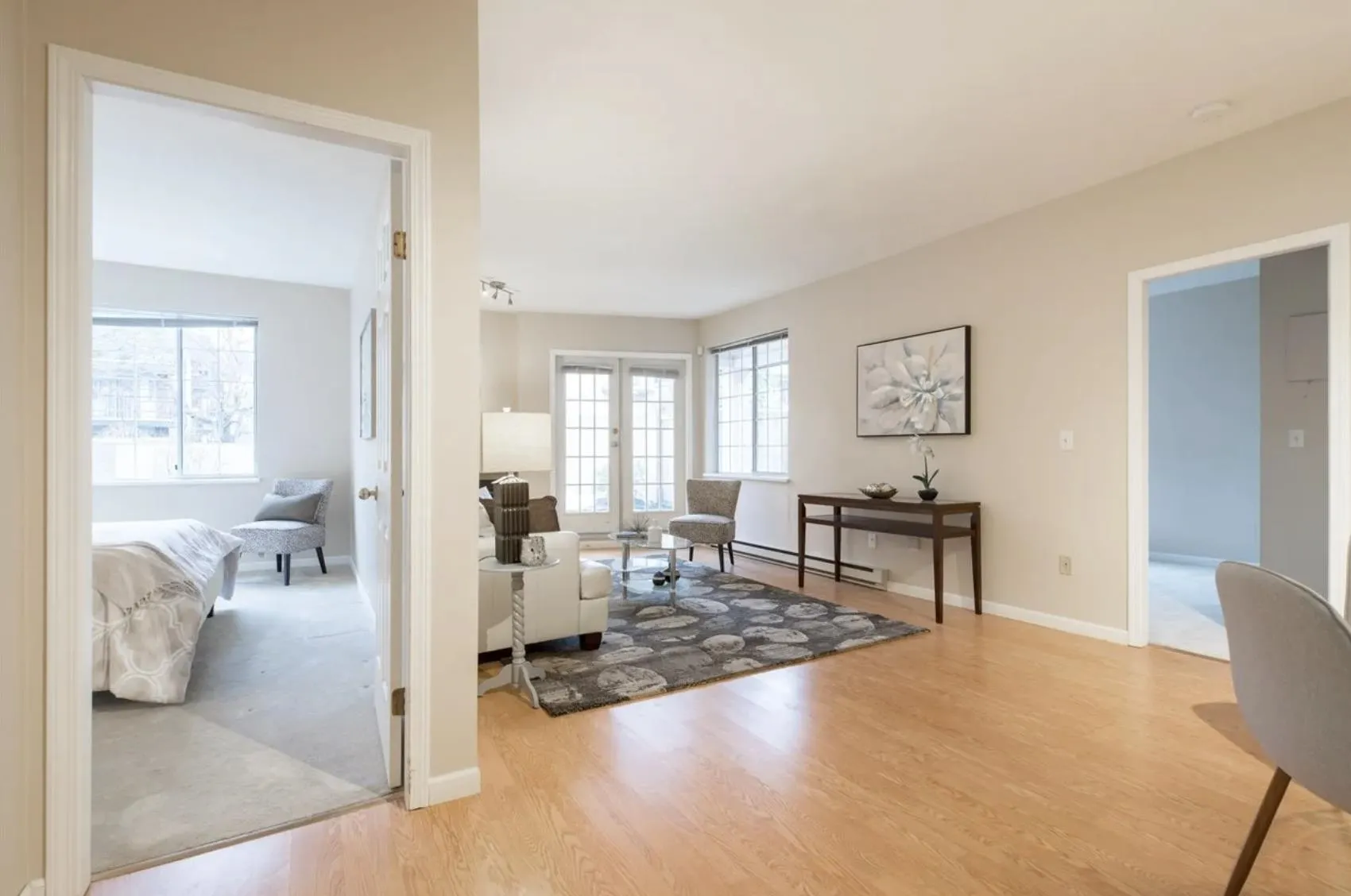 125 W 18th Street #106