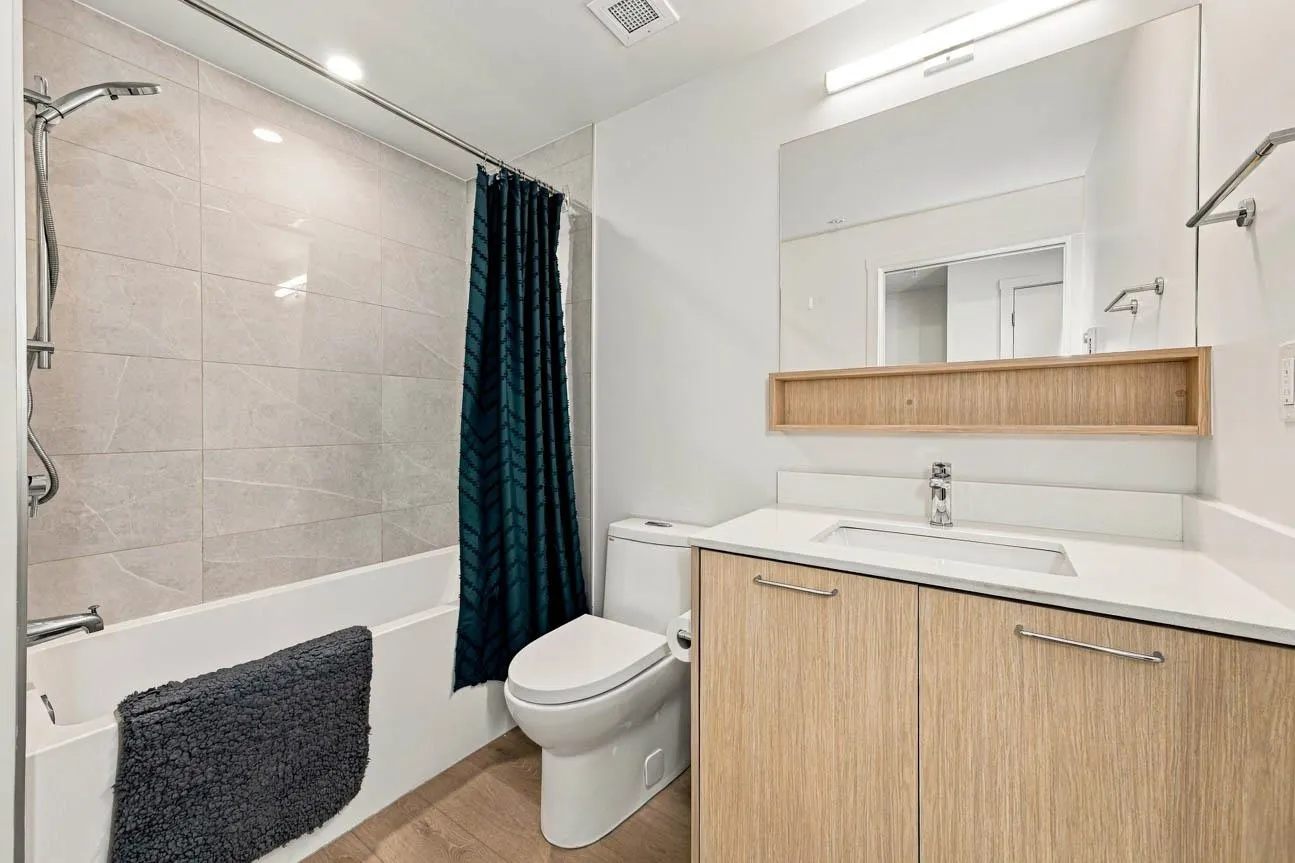 1529 Oxford Street #608