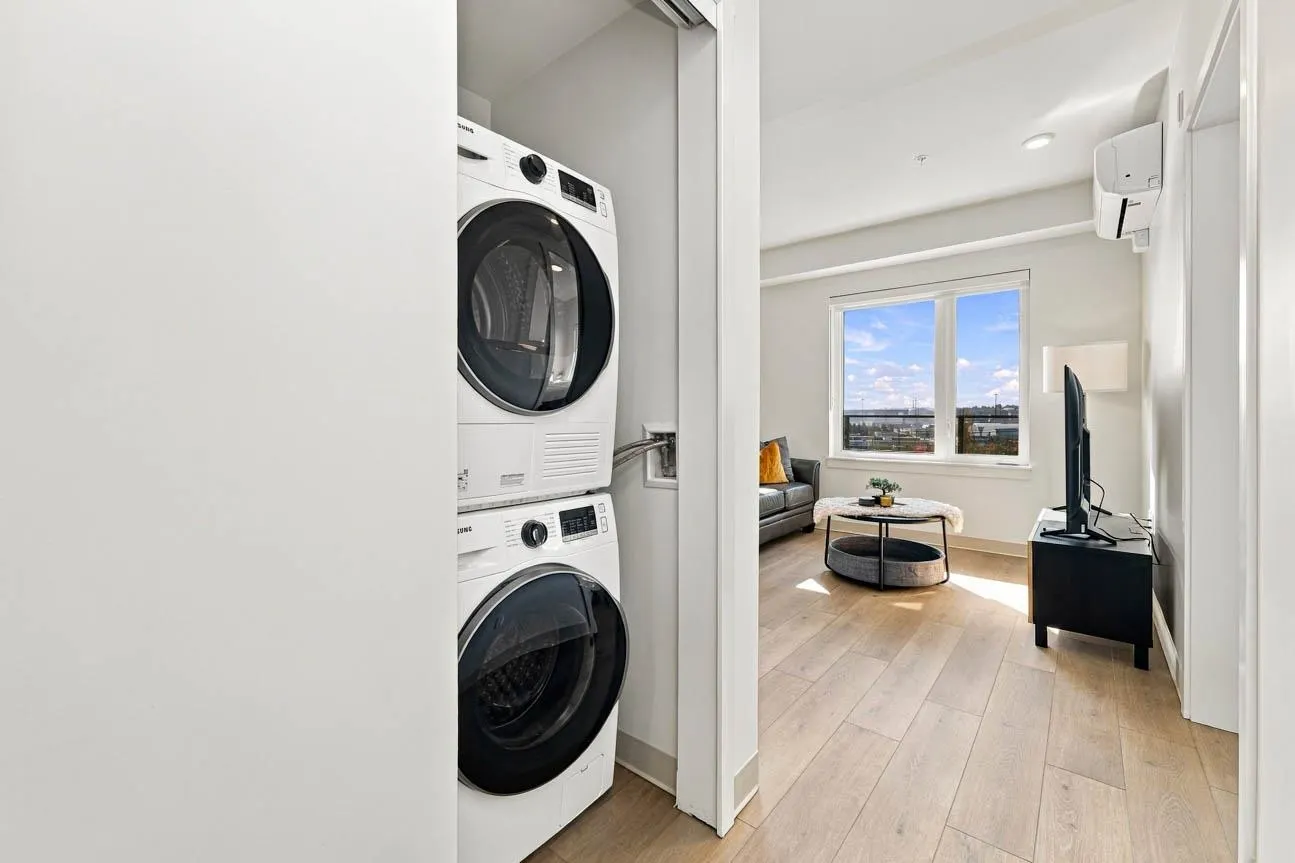 1529 Oxford Street #608