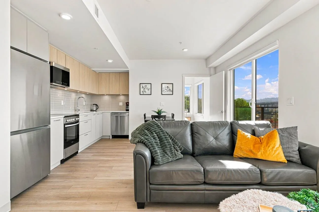 1529 Oxford Street #608