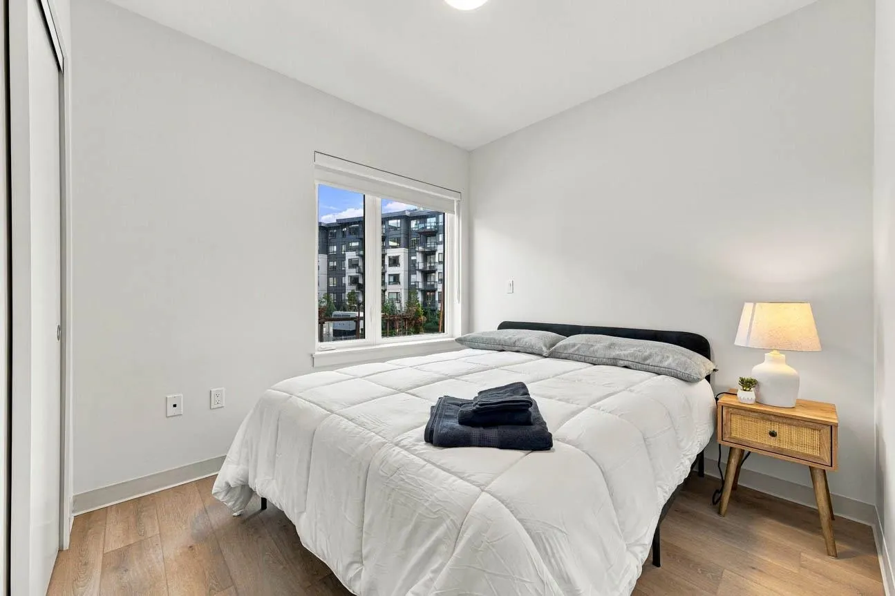 1529 Oxford #225