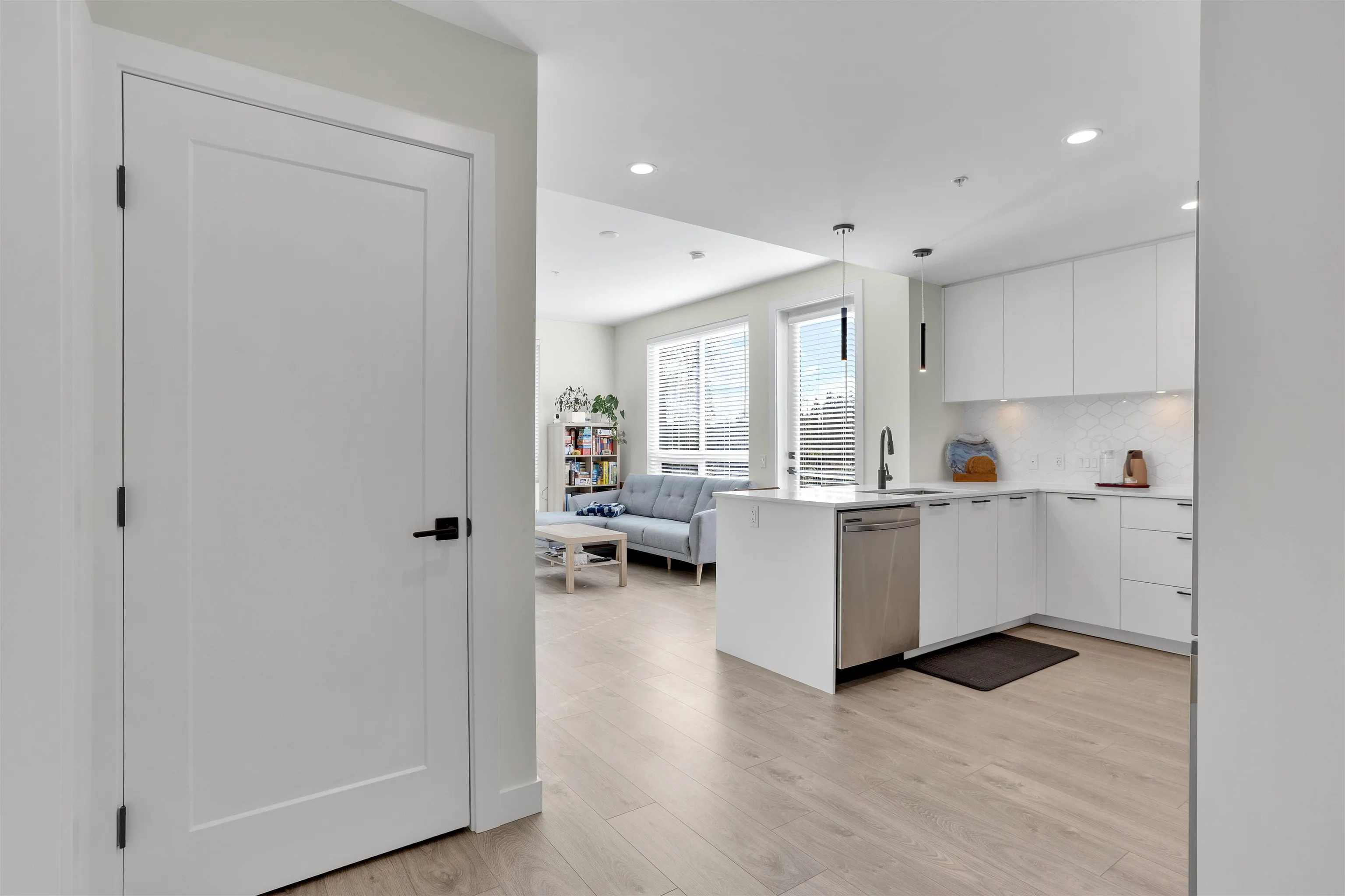 8379 201 Street #606
