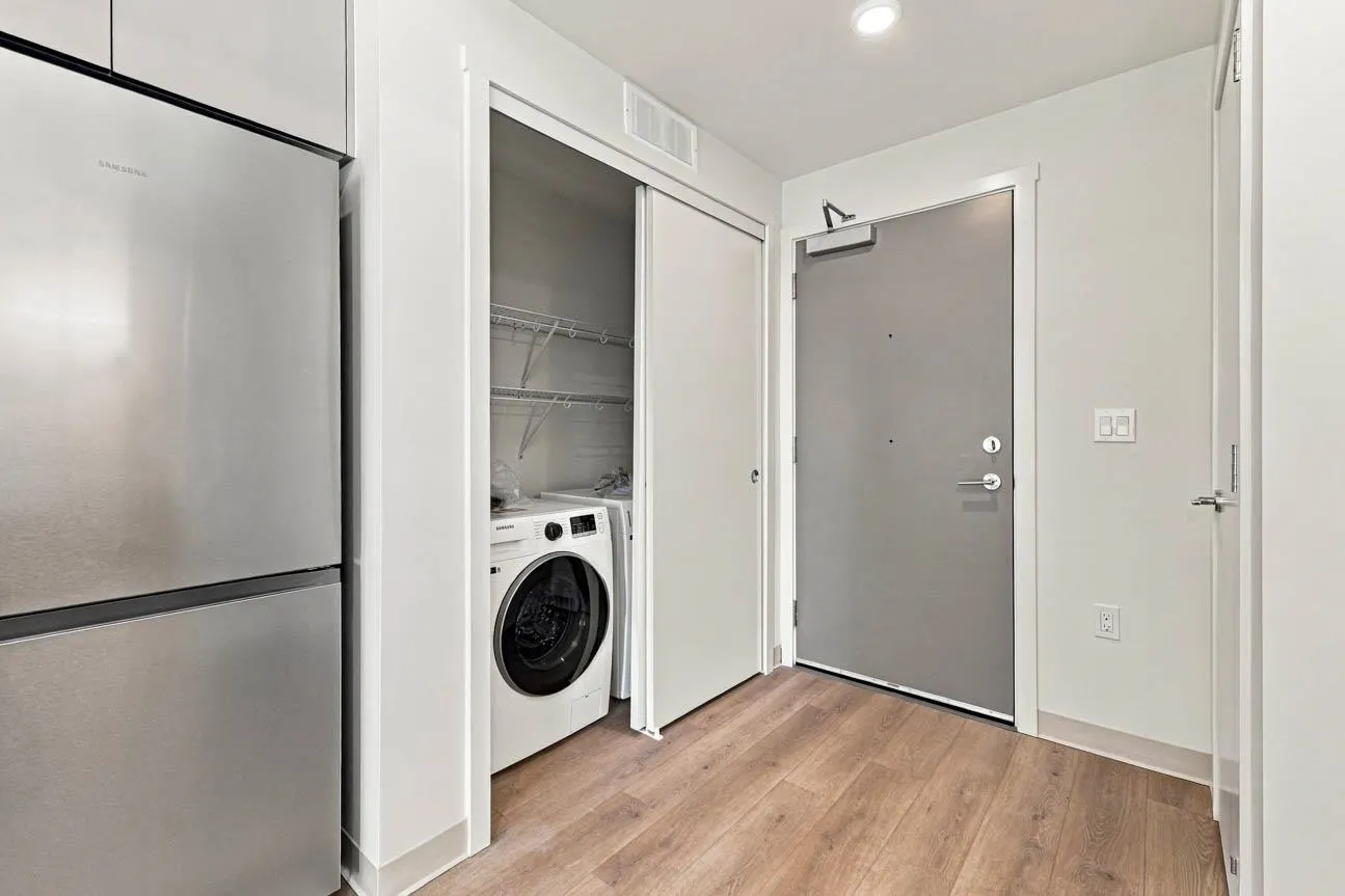 1529 Oxford #613