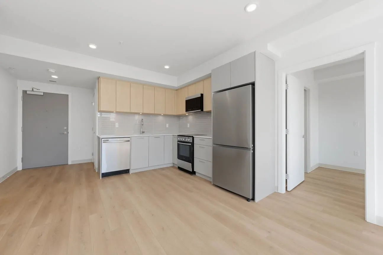 1529 Oxford #606