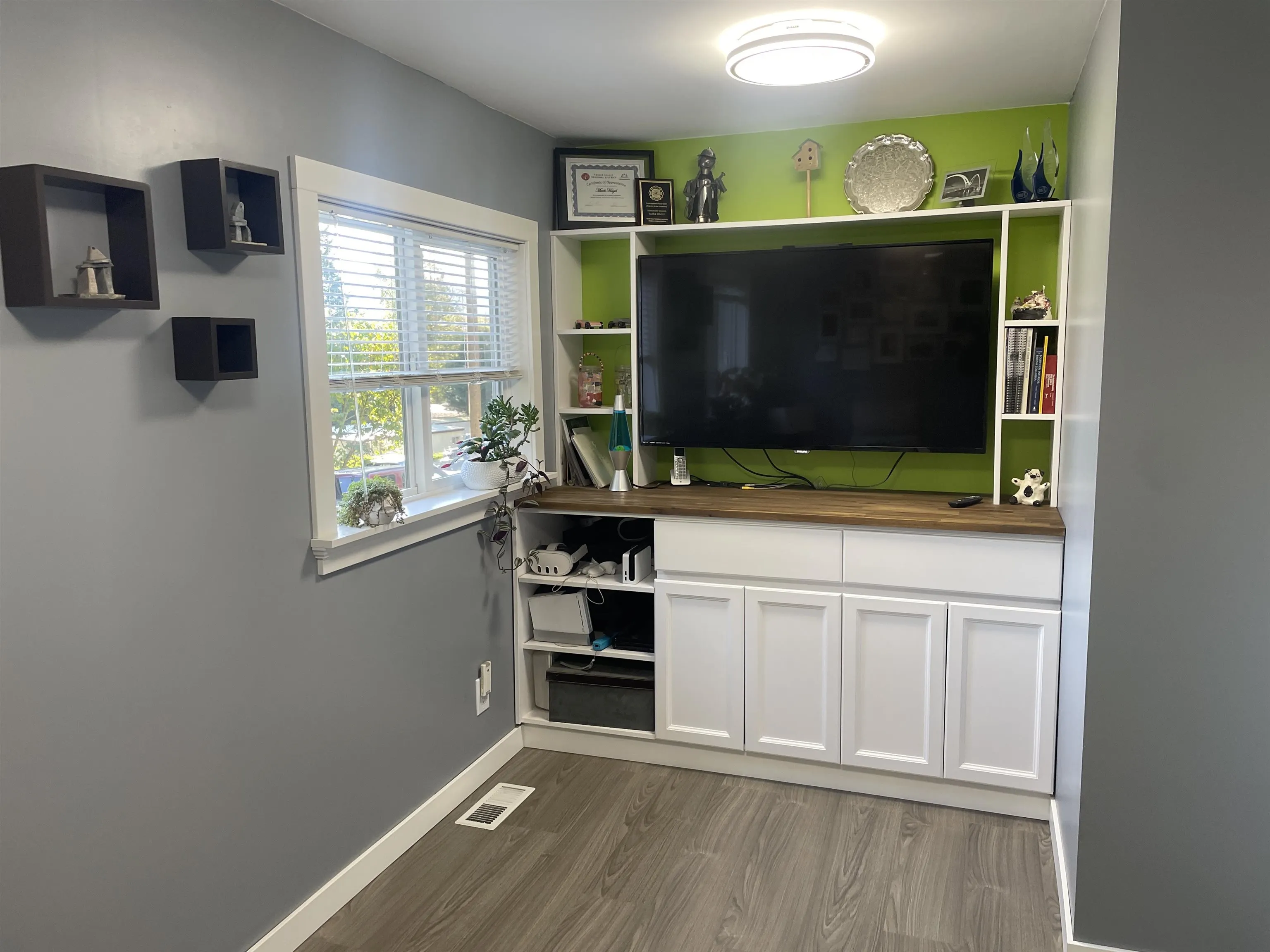 43201 Lougheed Highway #98