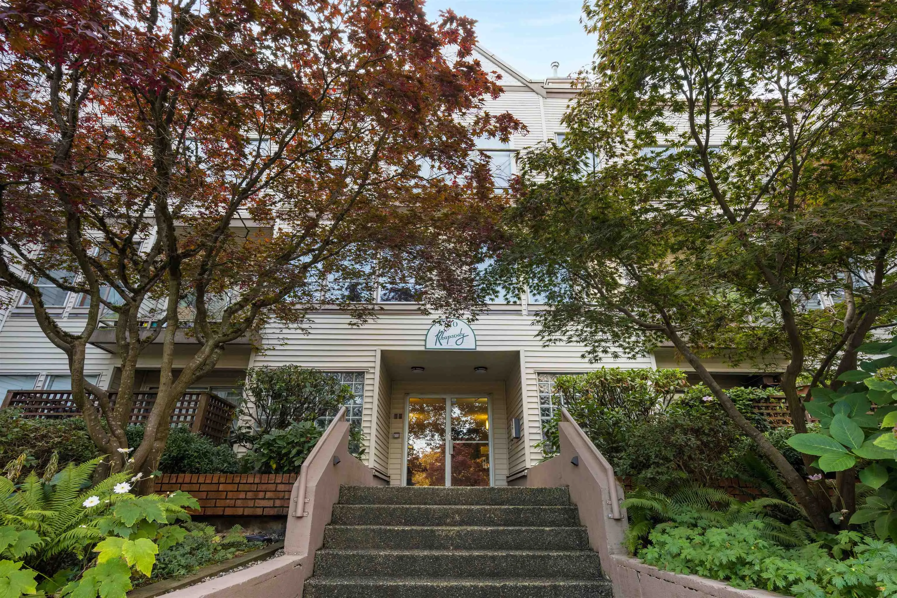 910 W 8th Avenue #108