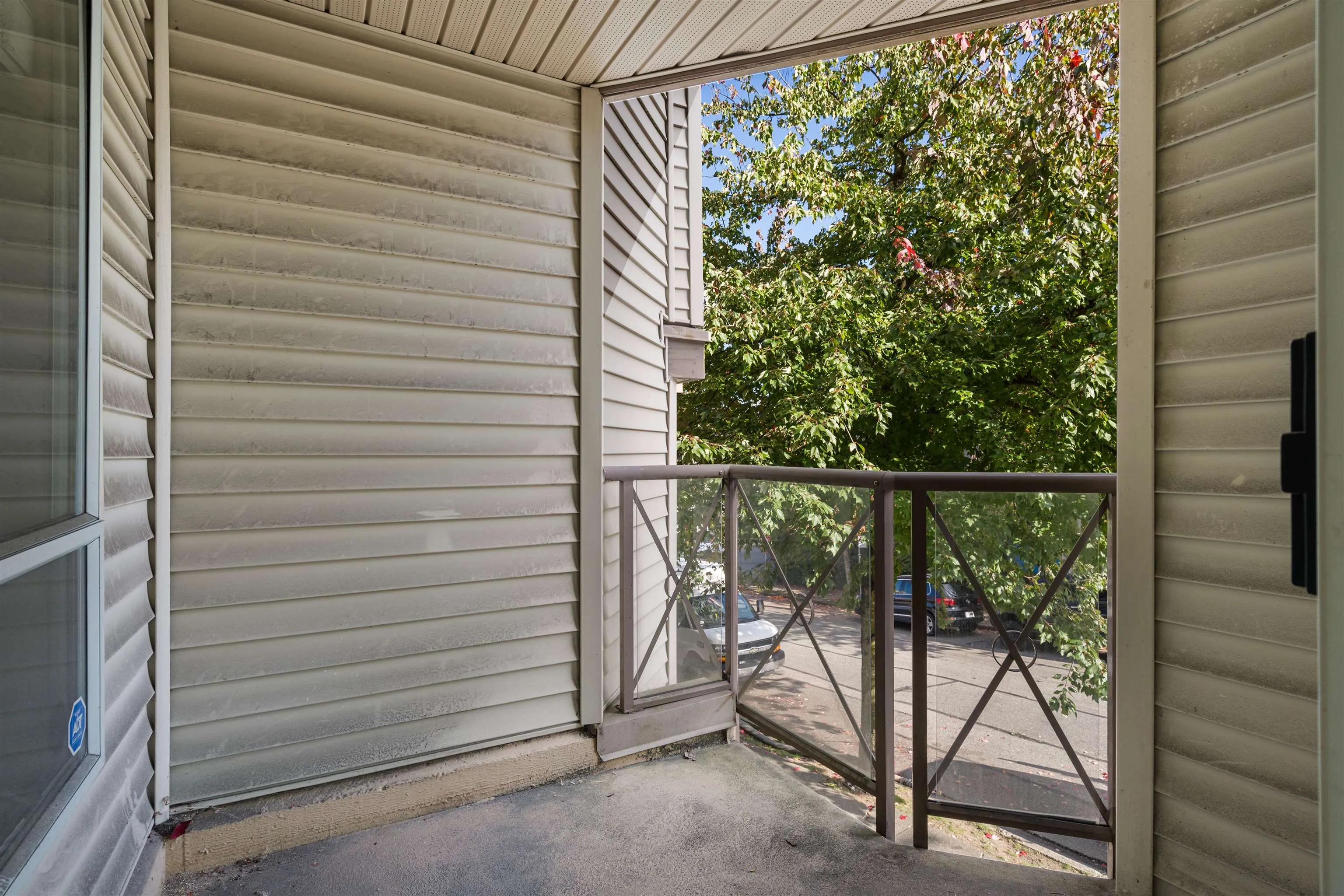 910 W 8th Avenue #108